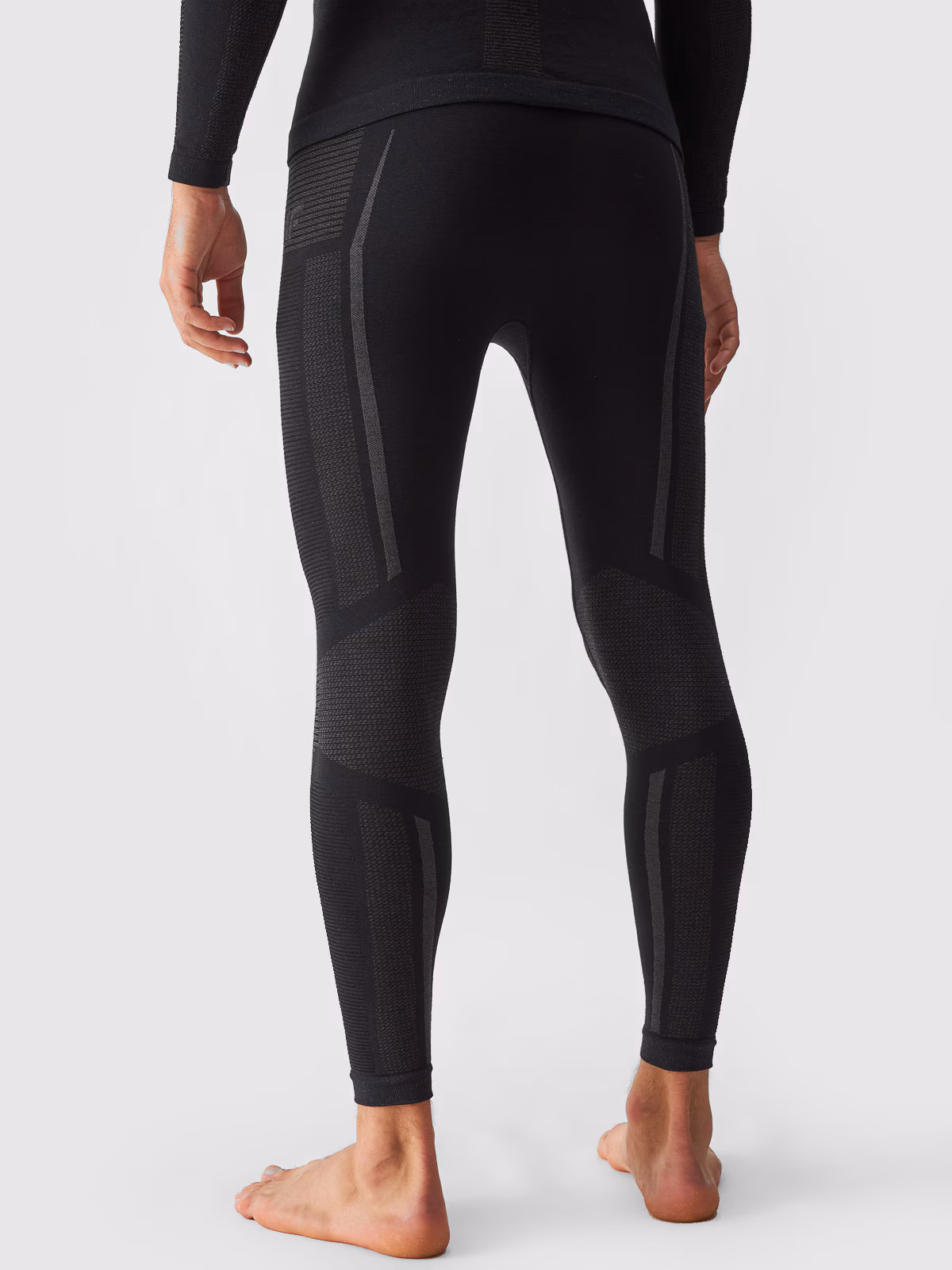 Bielizna termoaktywna bezszwowa z wełną Merino (dół) męska - czarna