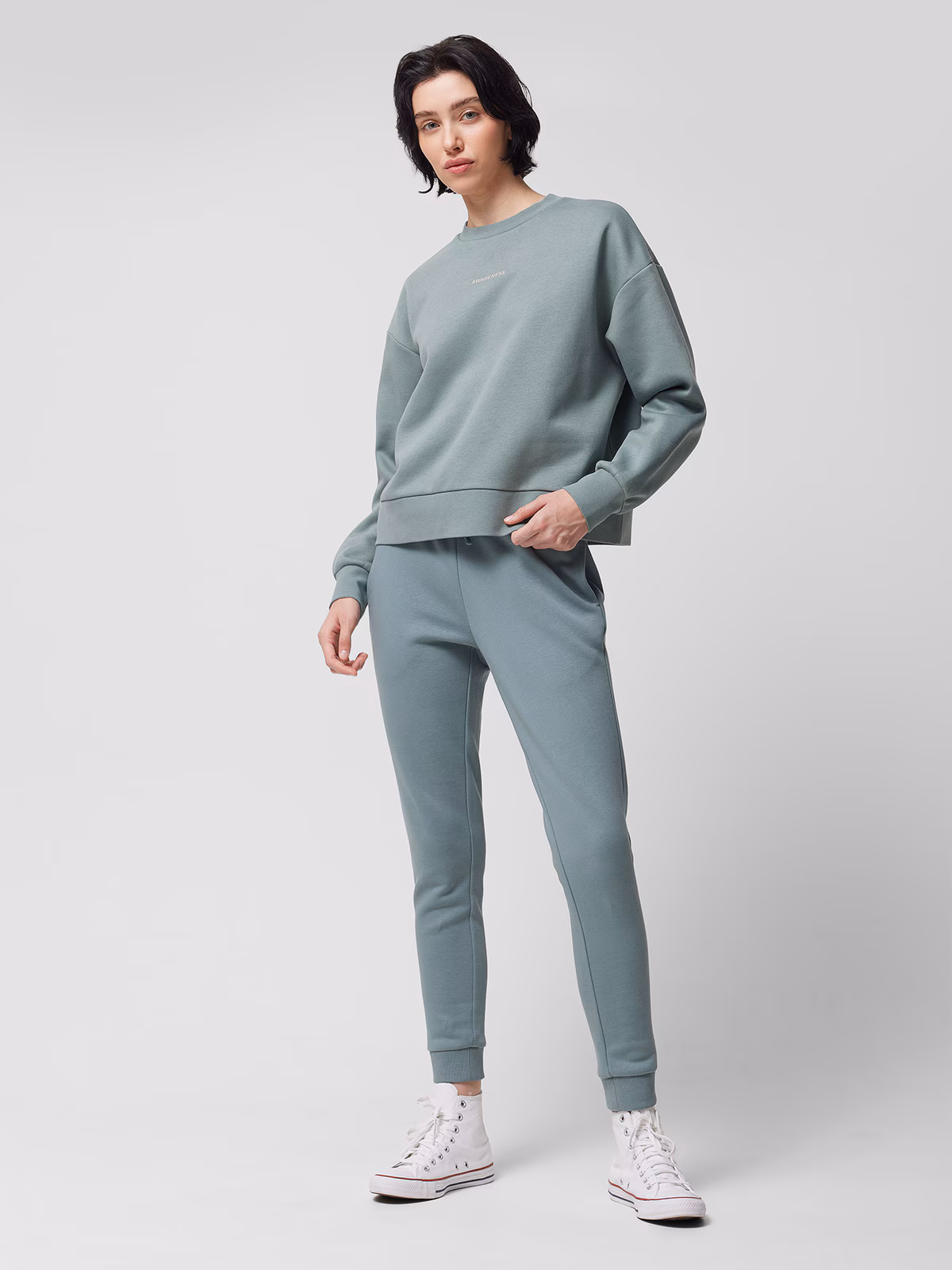 Bluza dresowa nierozpinana bez kaptura damska Outhorn - turkusowa