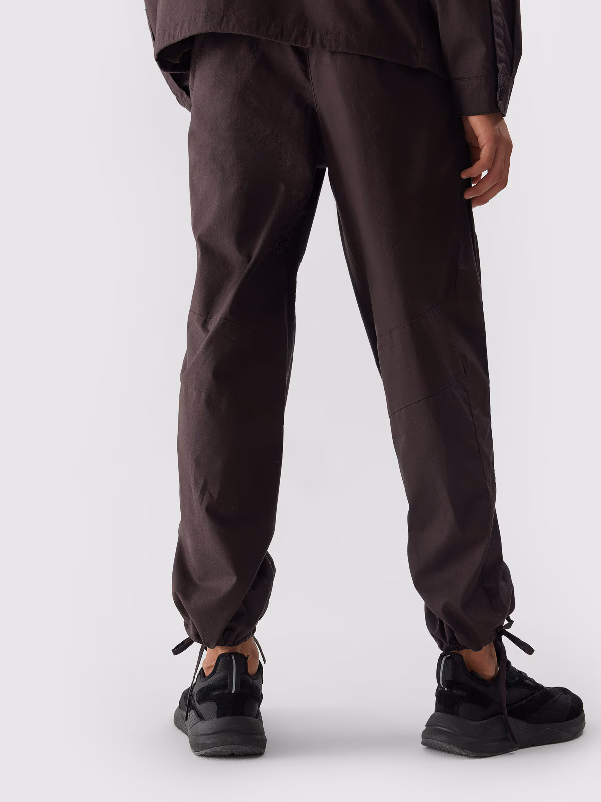 Spodnie casual z szerokimi nogawkami męskie - brązowe