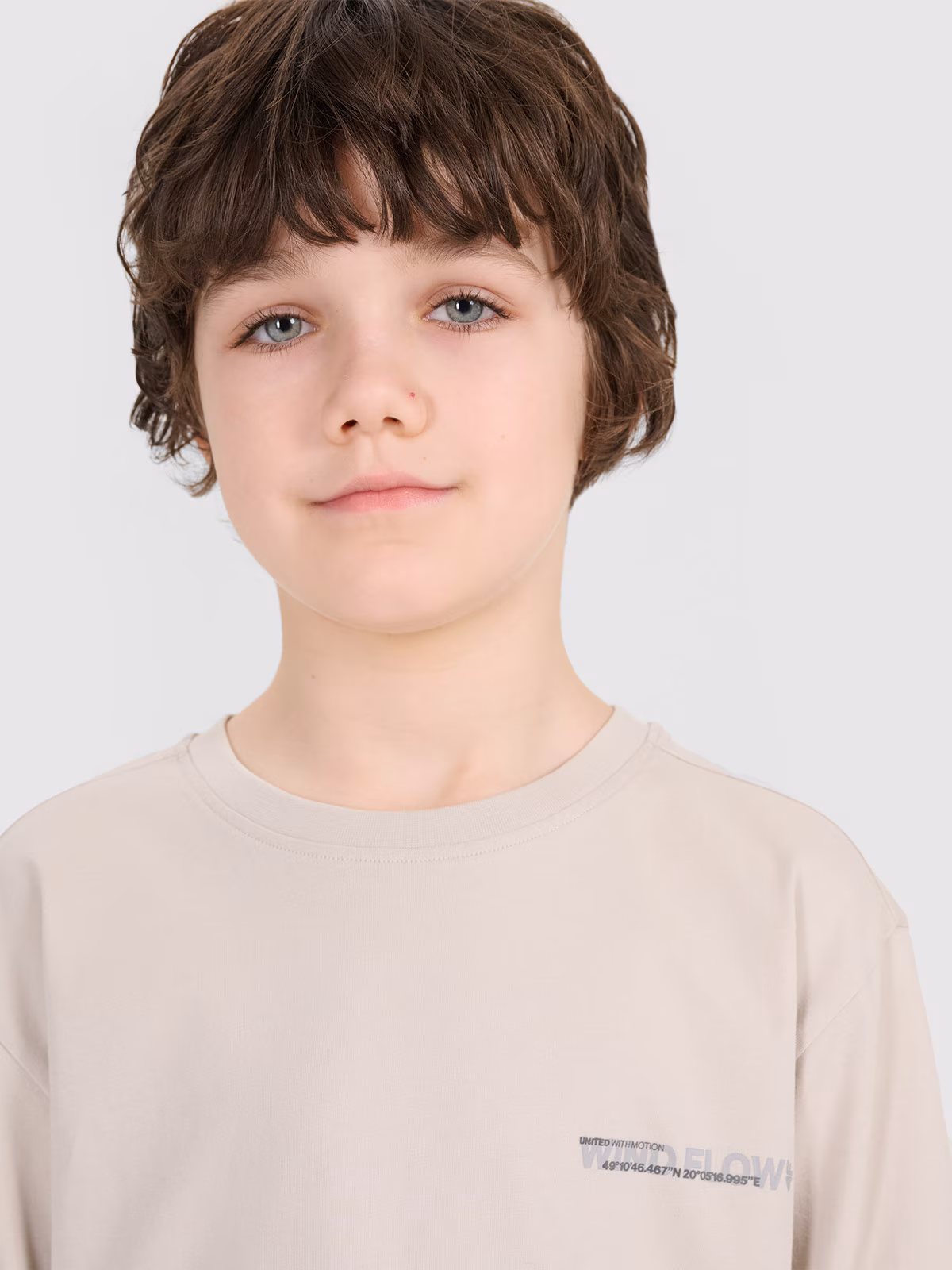 Longsleeve oversize z nadrukiem chłopięcy - szary