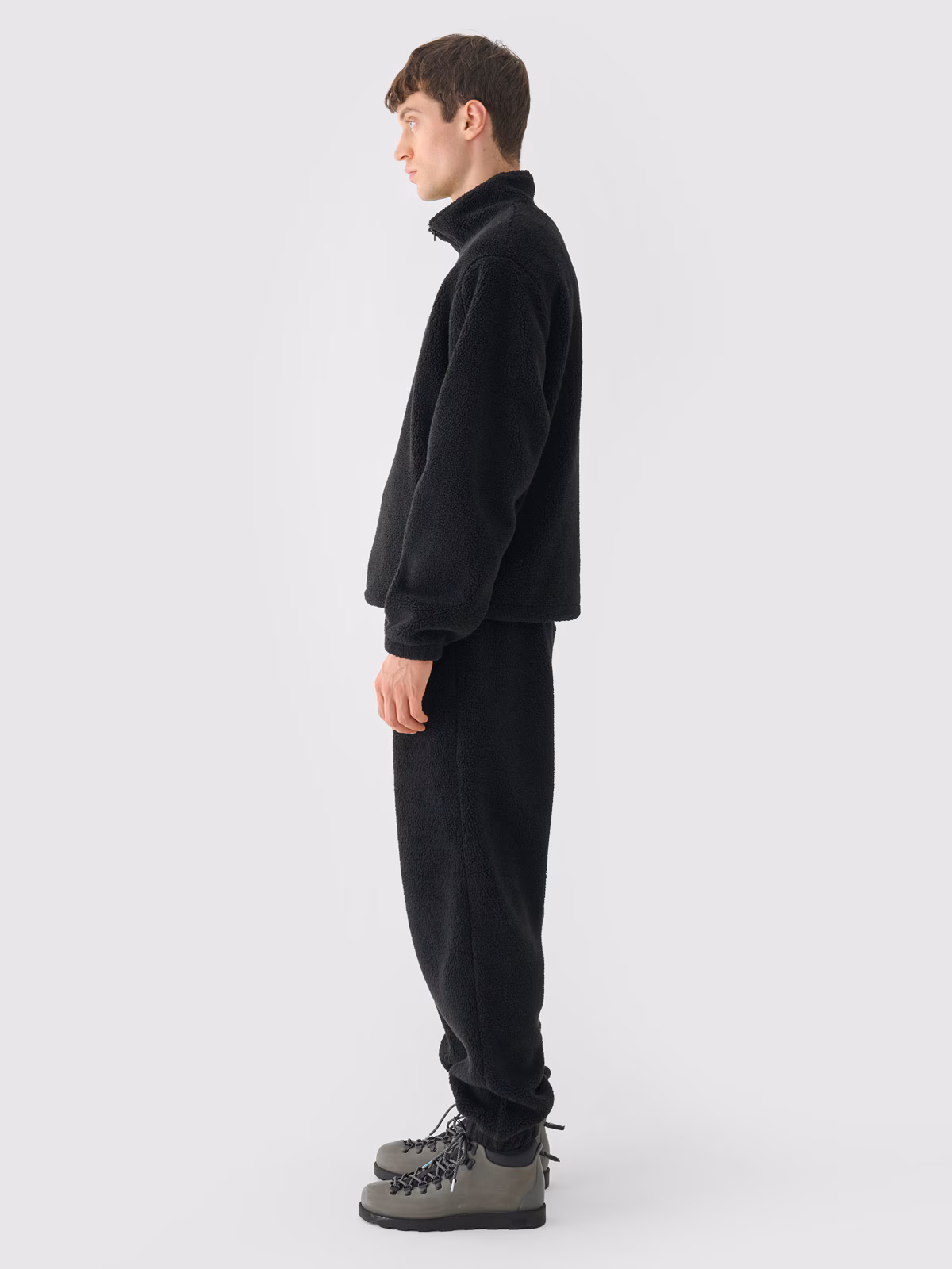 Spodnie sherpa joggery męskie Outhorn - granatowe