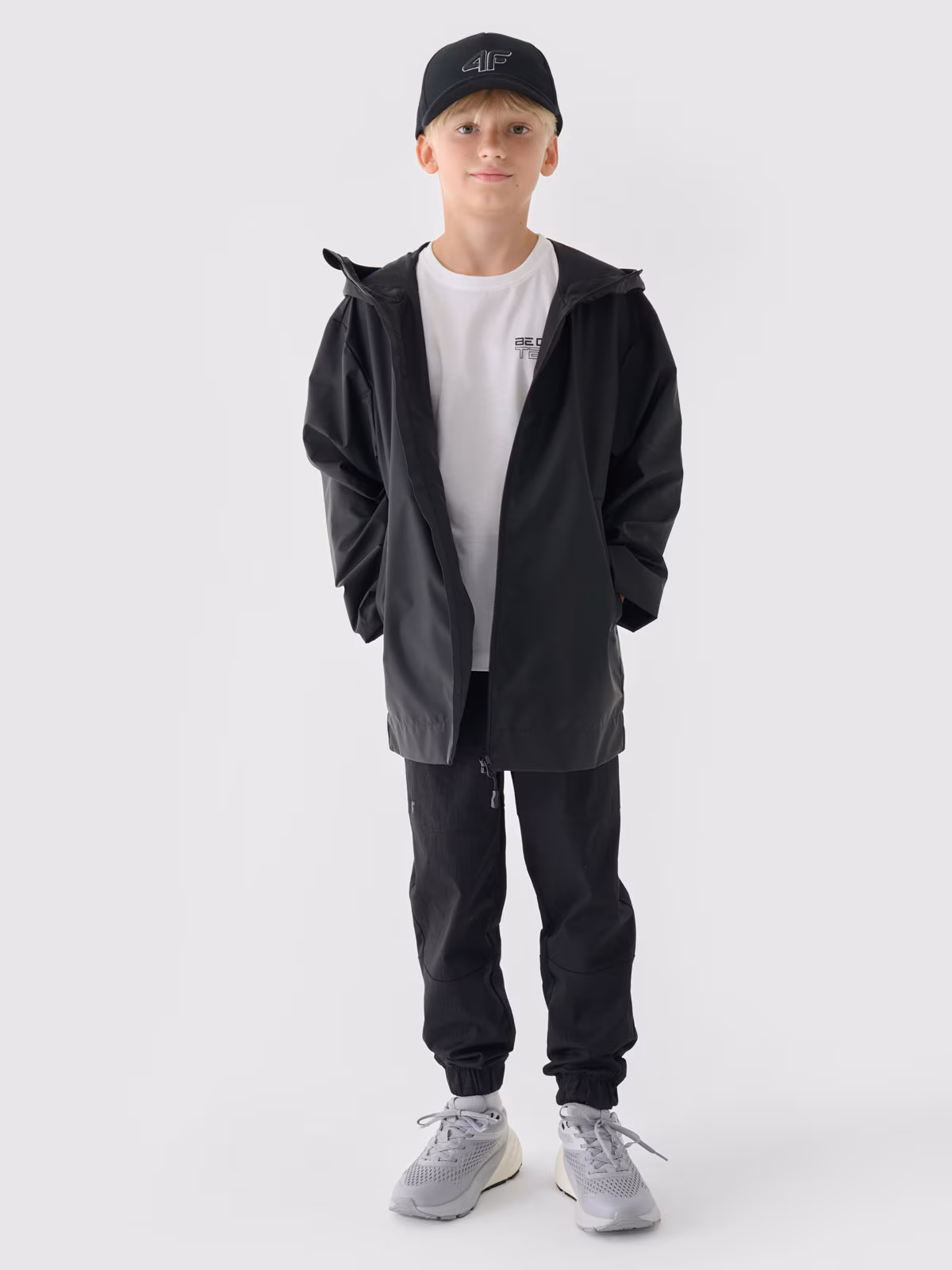 Kurtka przejściowa przeciwdeszczowa z gumową powłoką dziecięca - khaki