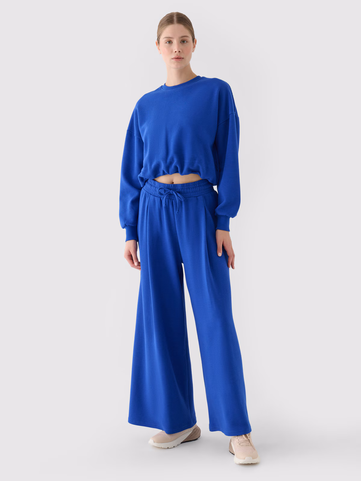 Bluza dresowa nierozpinana bez kaptura damska - niebieska