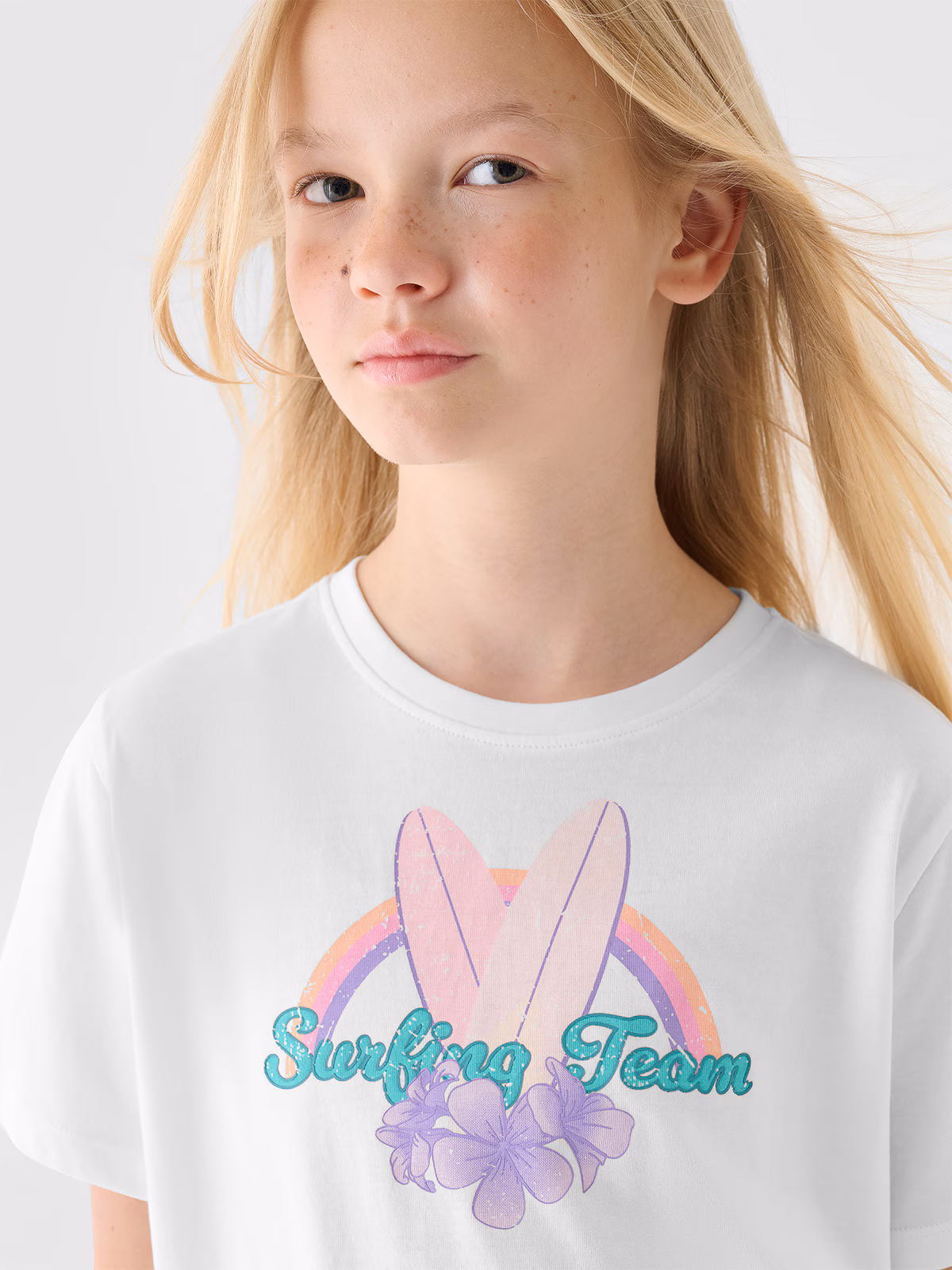 T-shirt regular z nadrukiem dziewczęcy - różowy