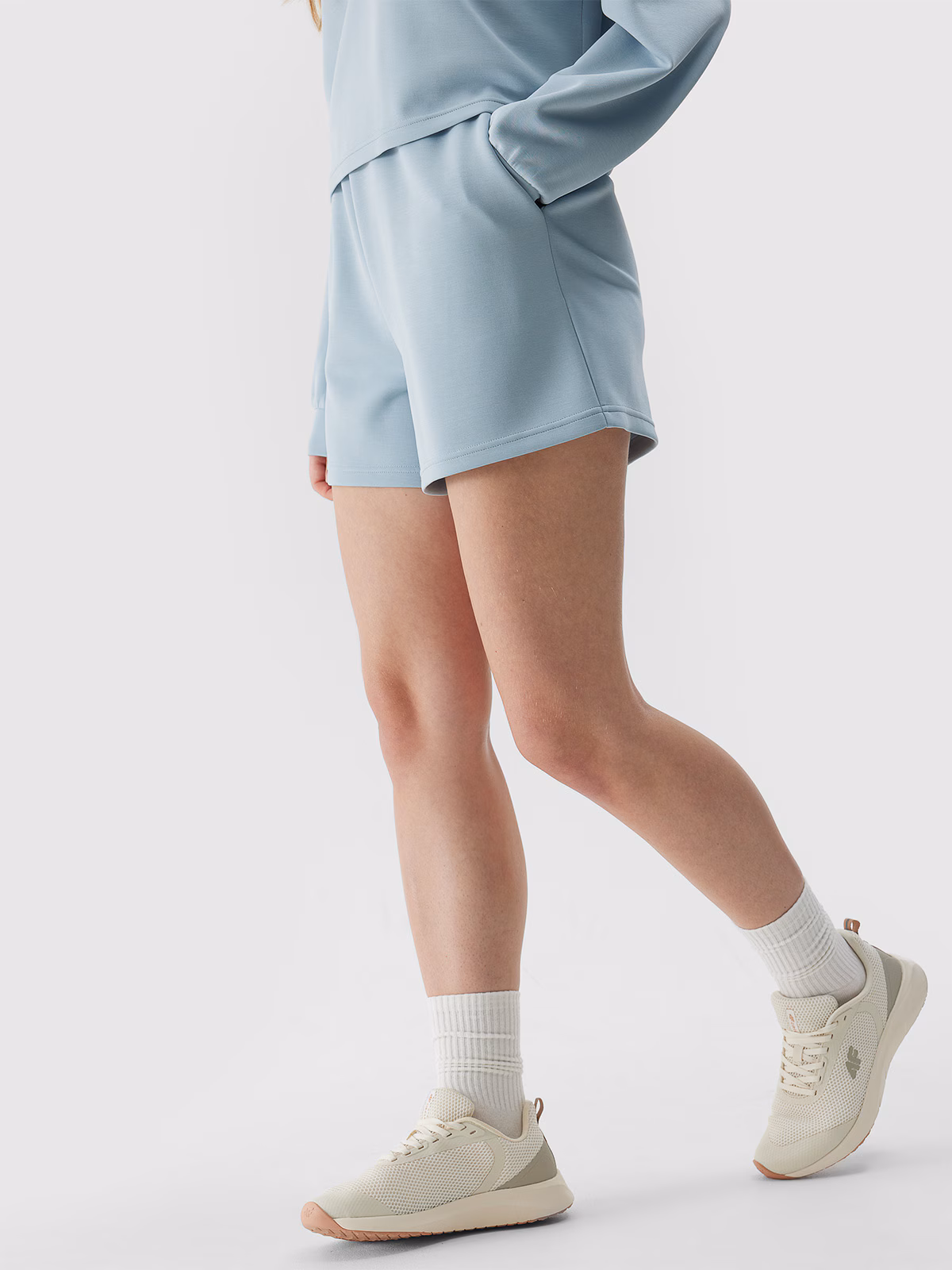 Spodenki dresowe z dodatkiem modalu damskie - niebieskie