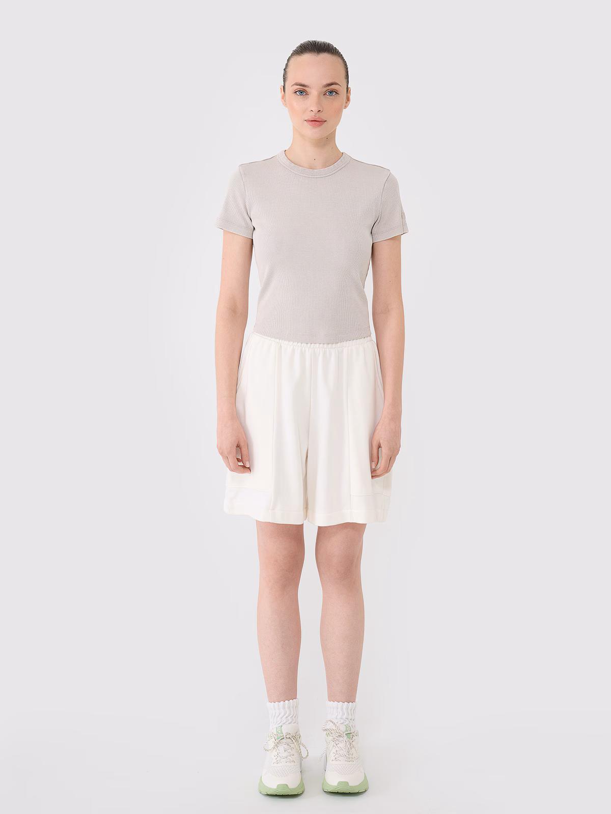 Spodenki dresowe damskie - czarne