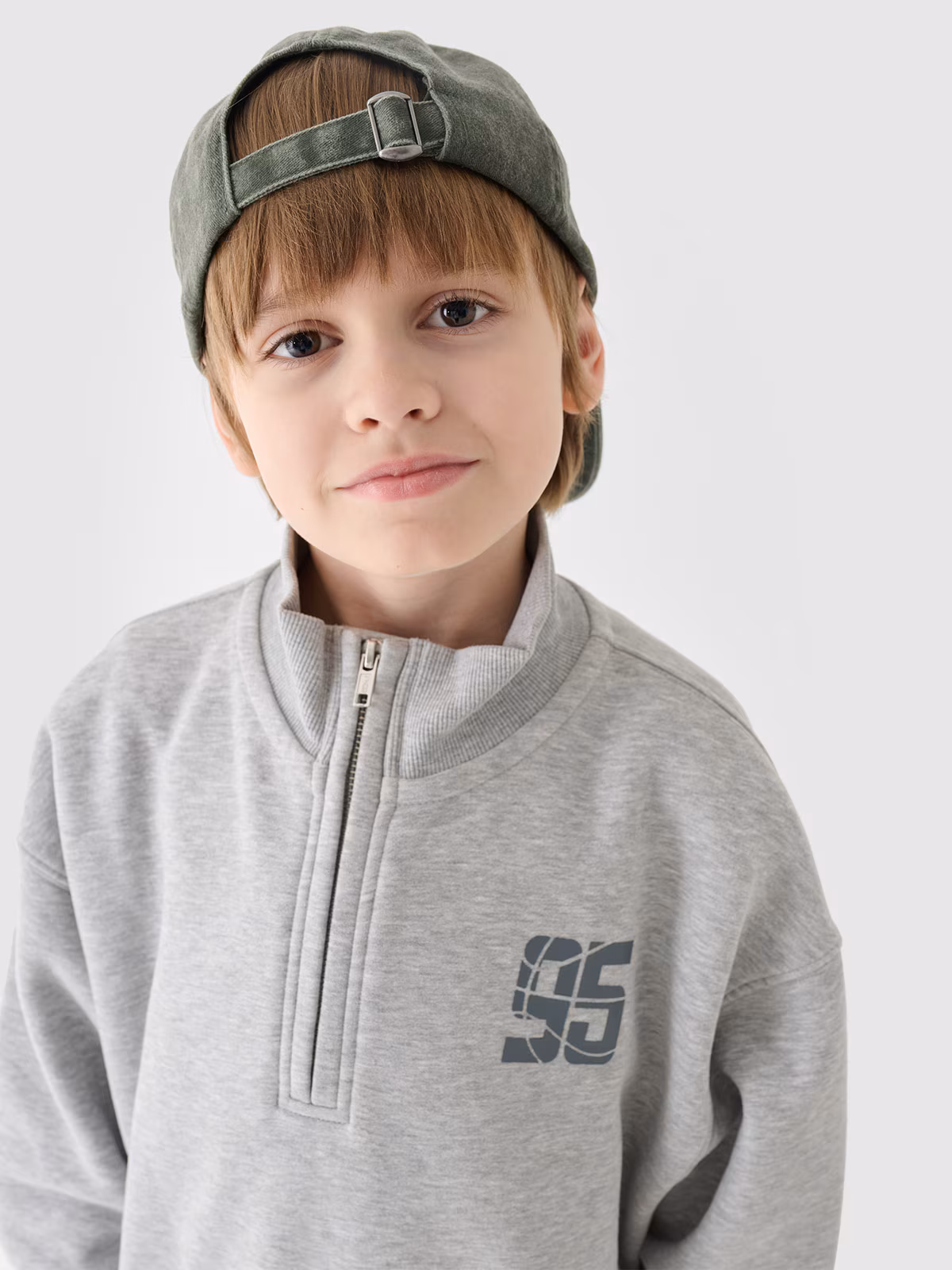 Bluza dresowa nierozpinana bez kaptura chłopięca - szara