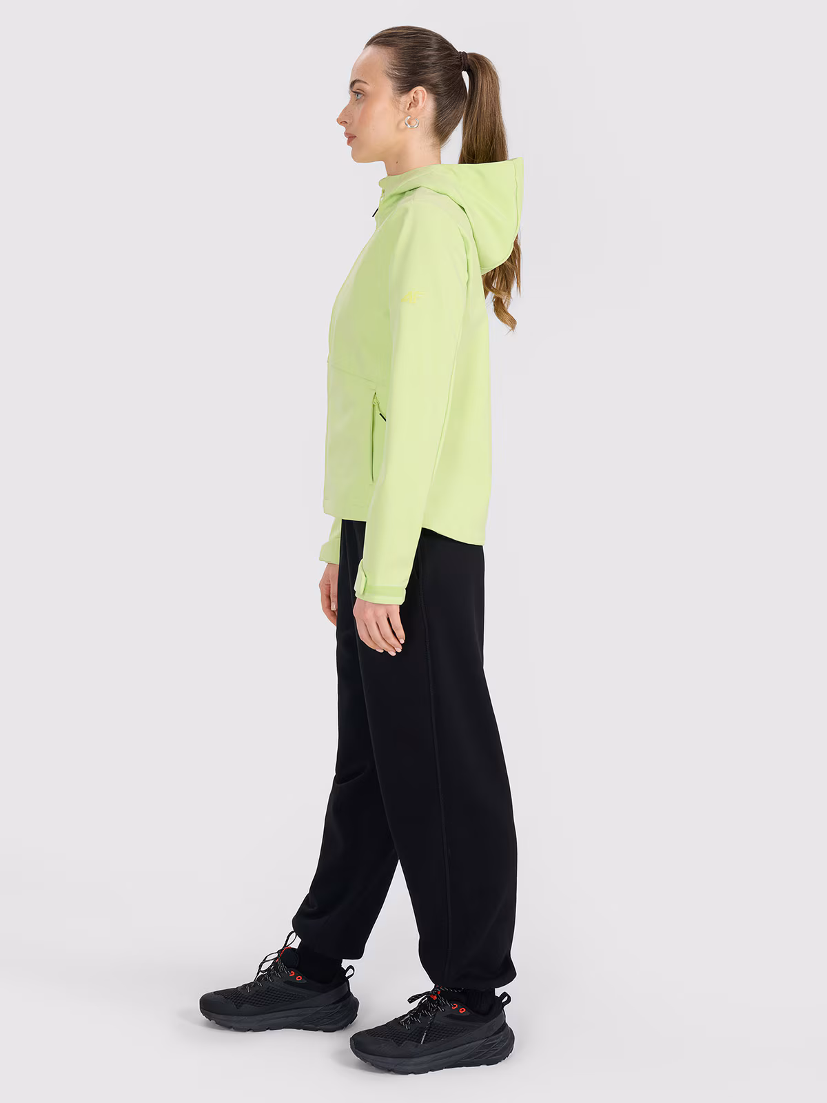 Kurtka softshell wiatroodporna membrana 5000 damska - czarna