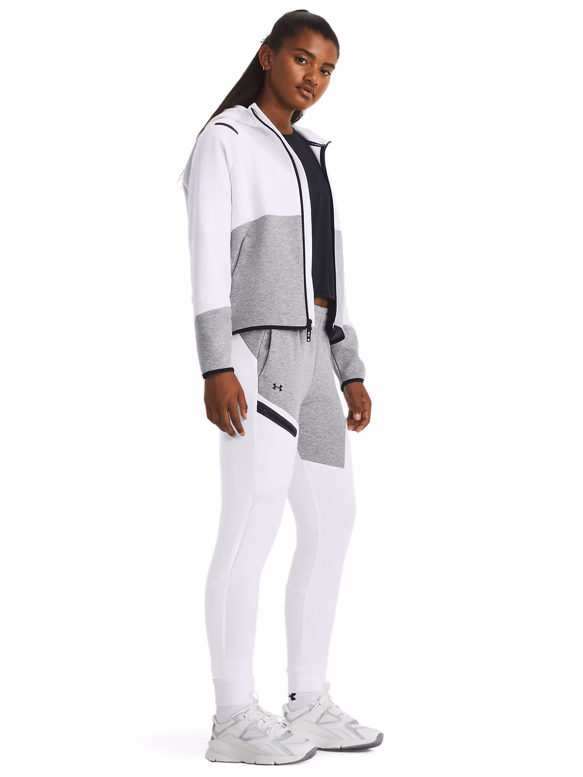 Spodnie treningowe damskie Under Armour Unstoppable Flc Jogger - białe