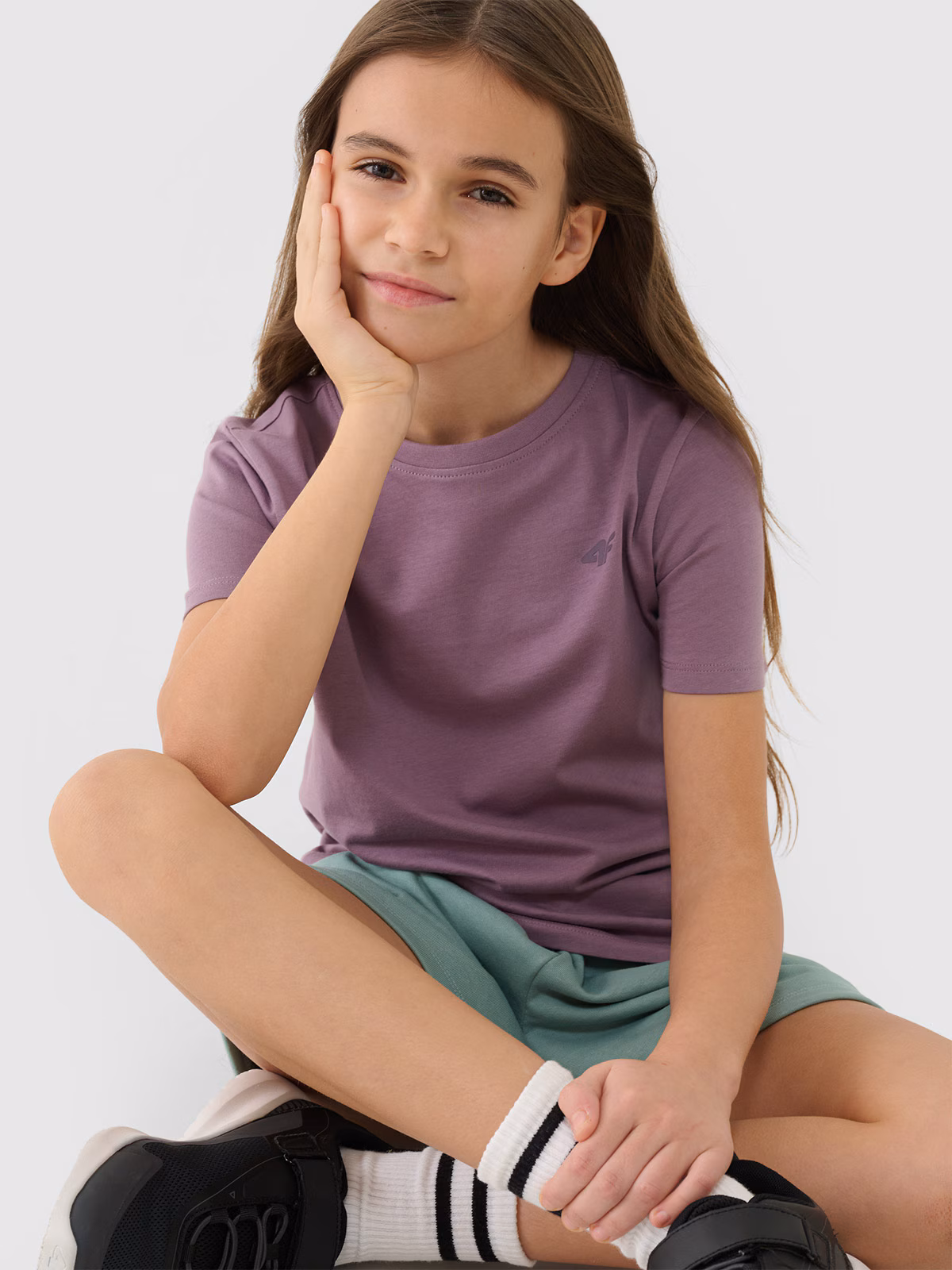 T-shirt regular gładki dziewczęcy - szary