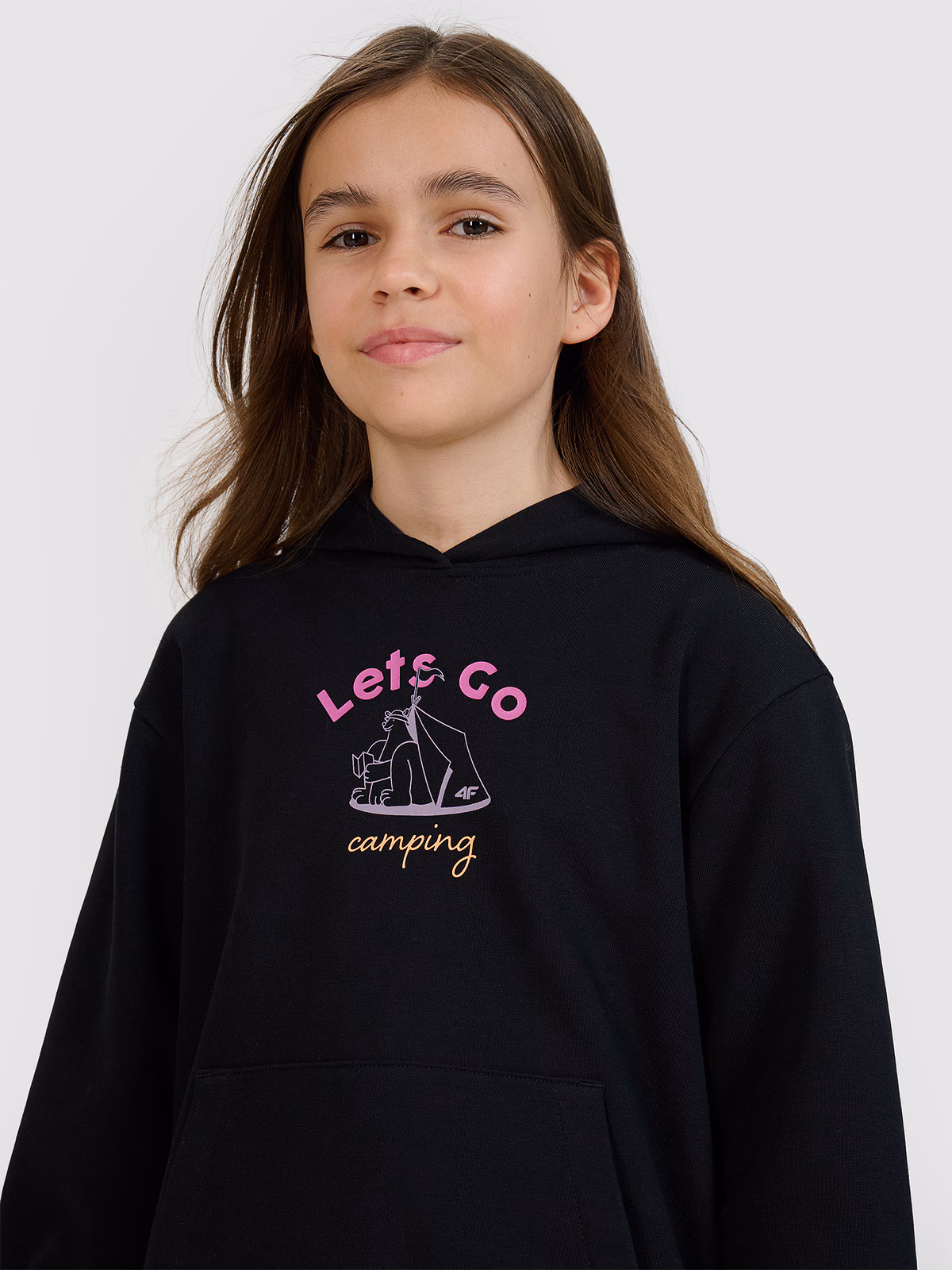 Bluza dresowa nierozpinana z kapturem dziewczęca - czarna