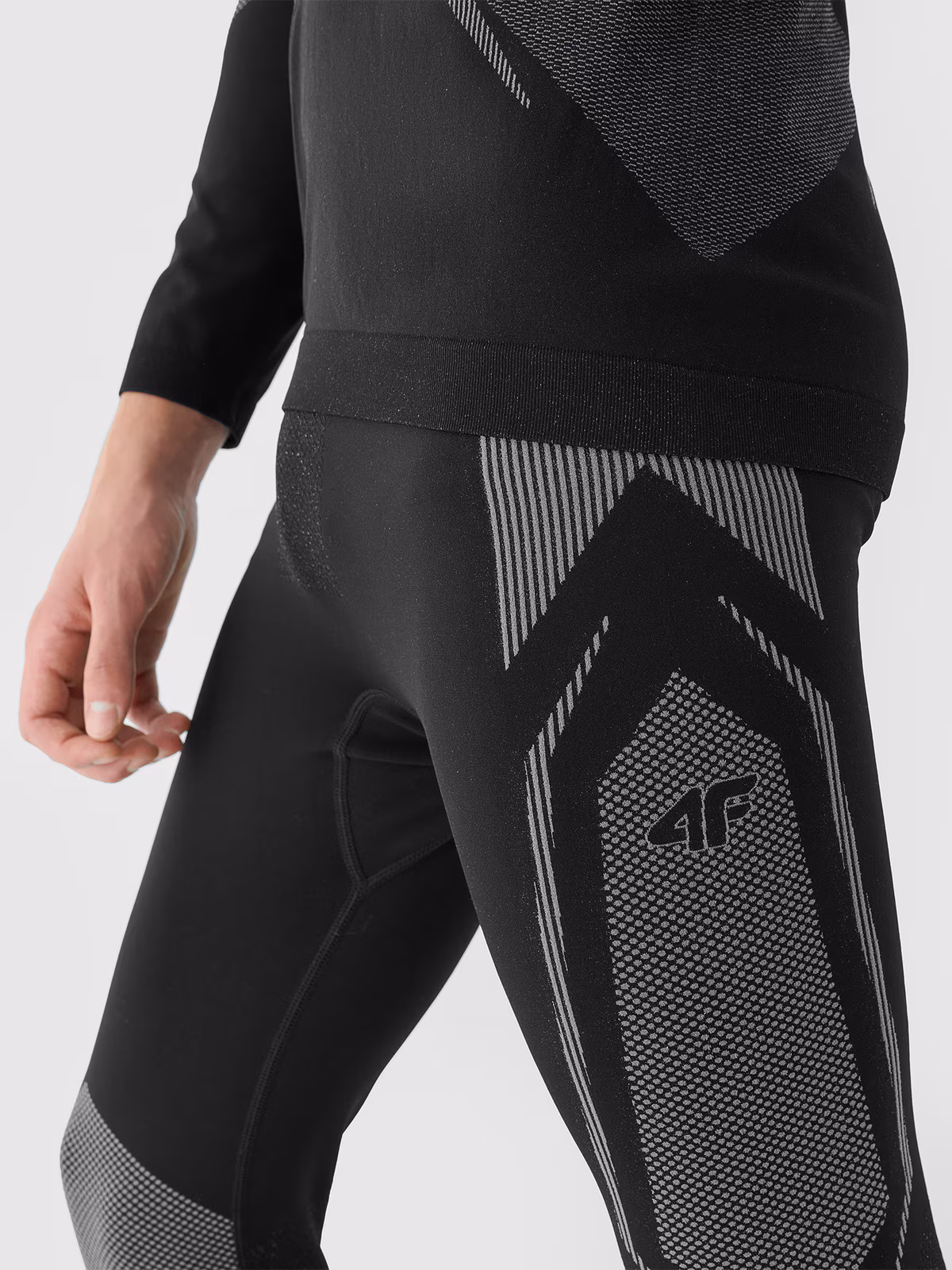 Bielizna termoaktywna bezszwowa (dół) męska - czerwona