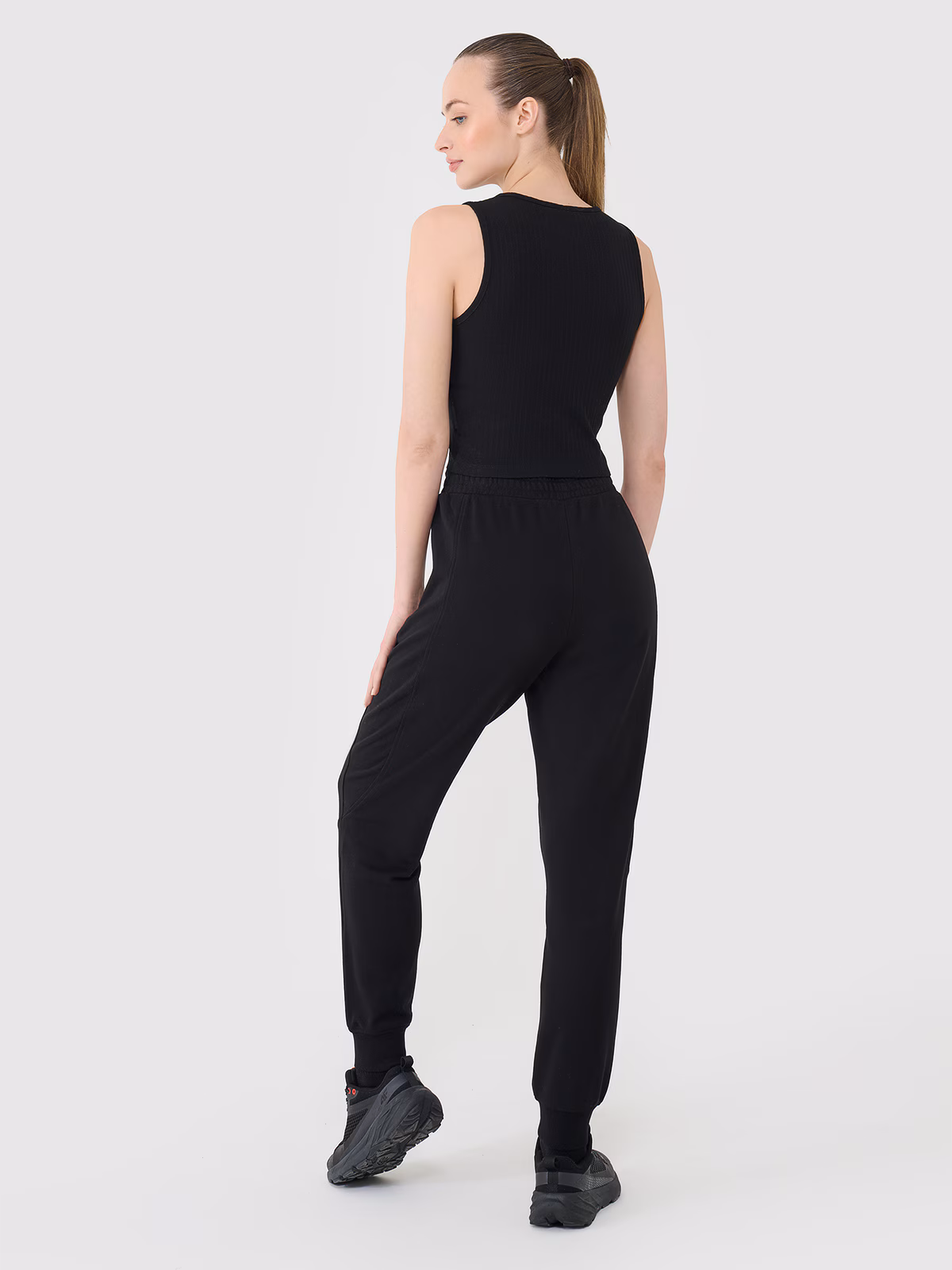 Spodnie dresowe joggery damskie - czarne