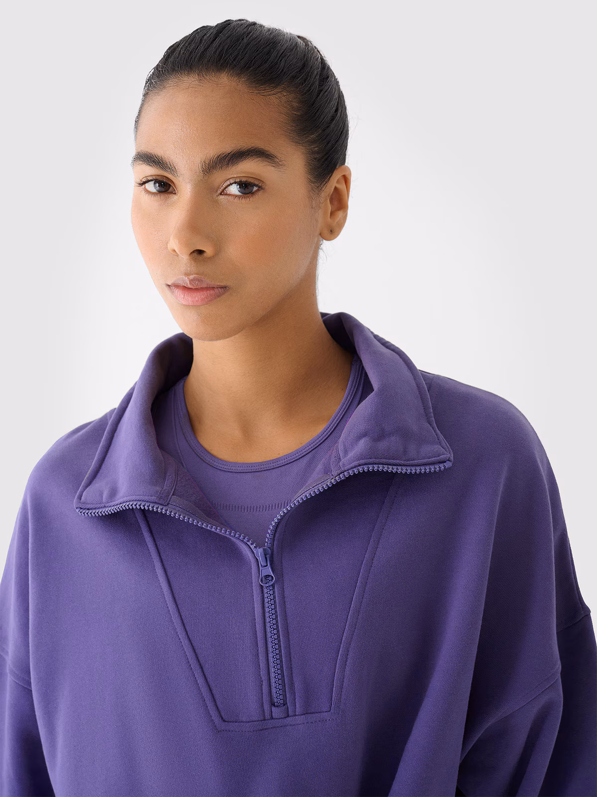 Bluza dresowa bez kaptura damska 4F x Anna Lewandowska - fioletowa