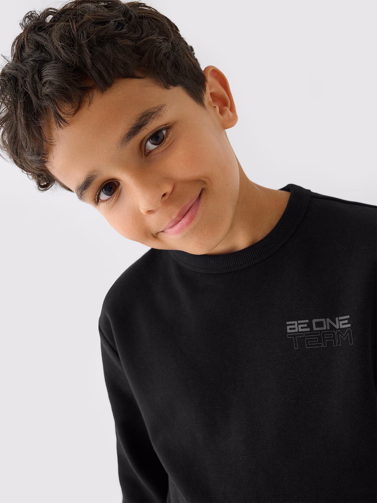 Bluza dresowa nierozpinana bez kaptura chłopięca - granatowa