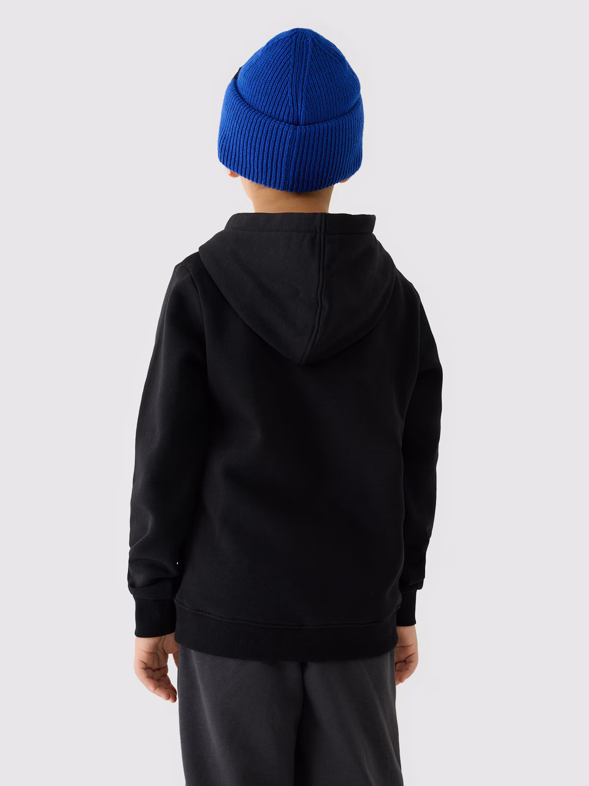 Bluza dresowa nierozpinana z kapturem chłopięca - niebieska