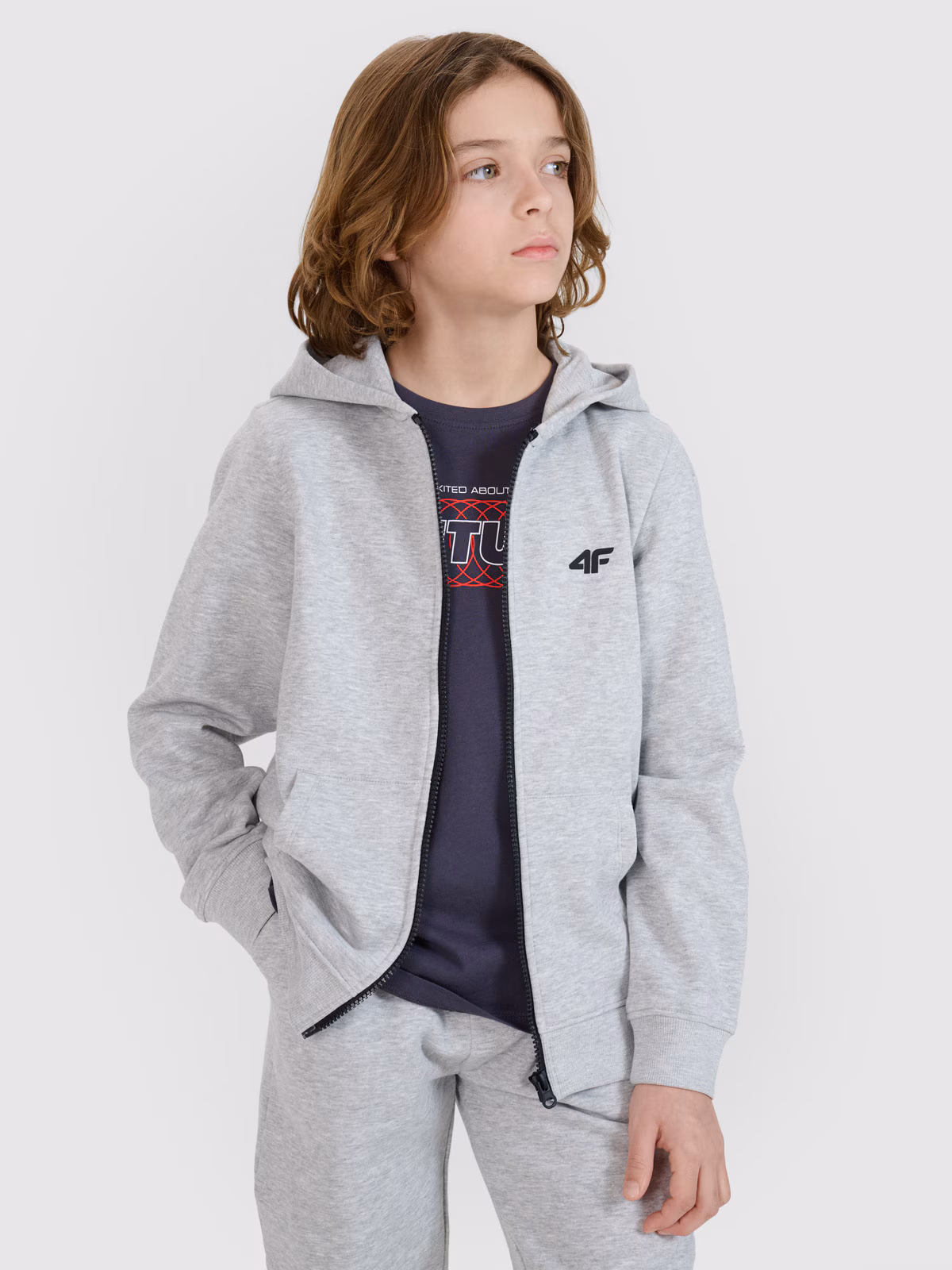 Bluza dresowa rozpinana z kapturem chłopięca - czarna