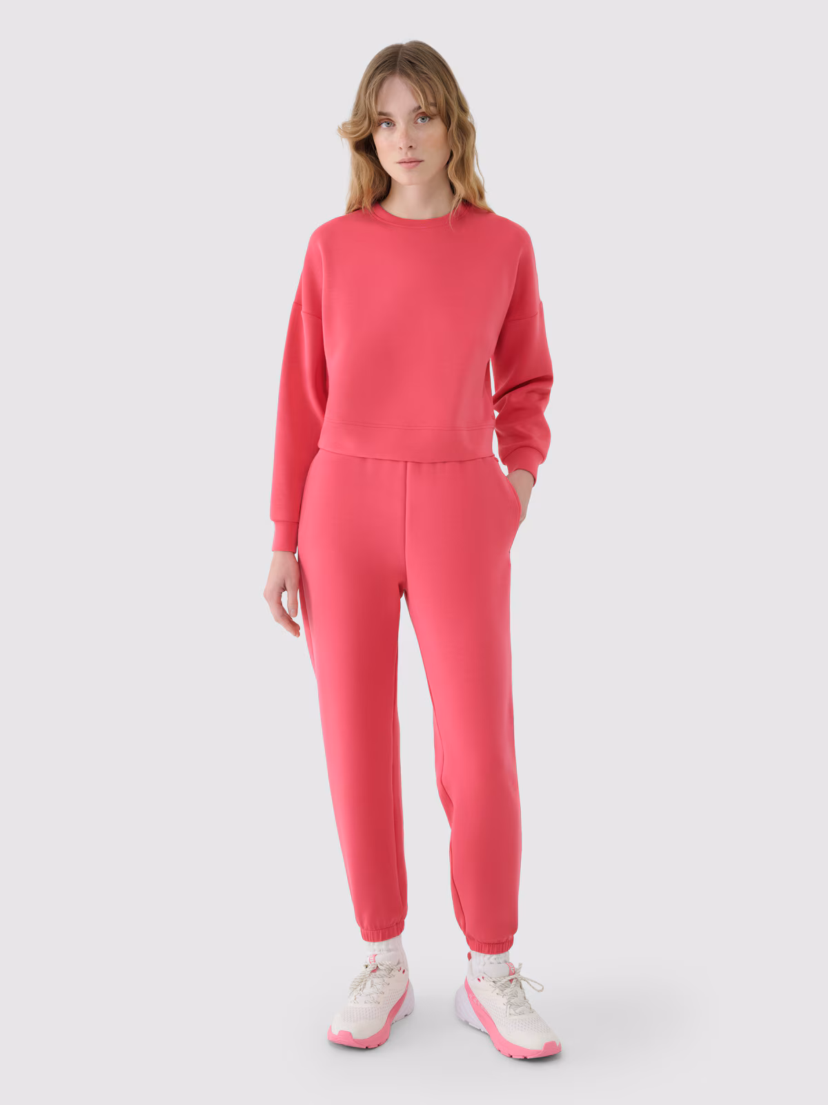 Spodnie dresowe joggery z modalem damskie - beżowe