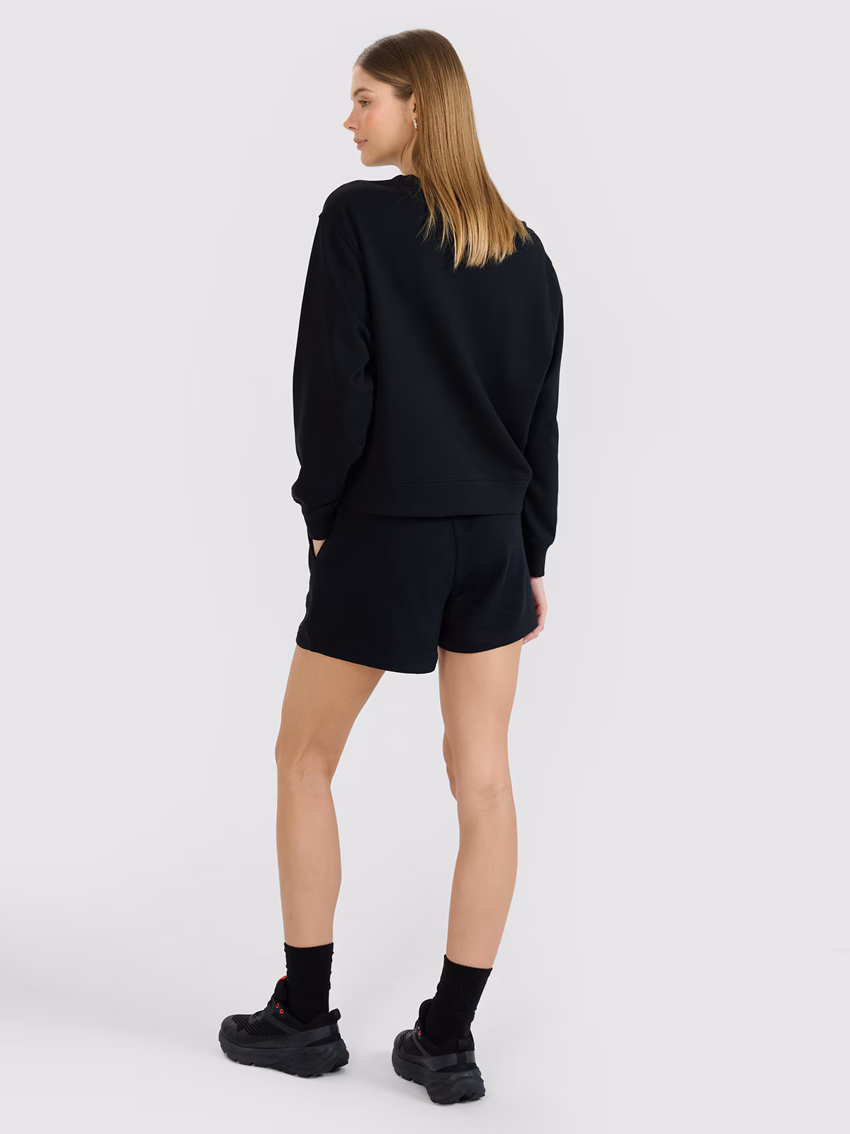 Spodenki dresowe damskie - czarne