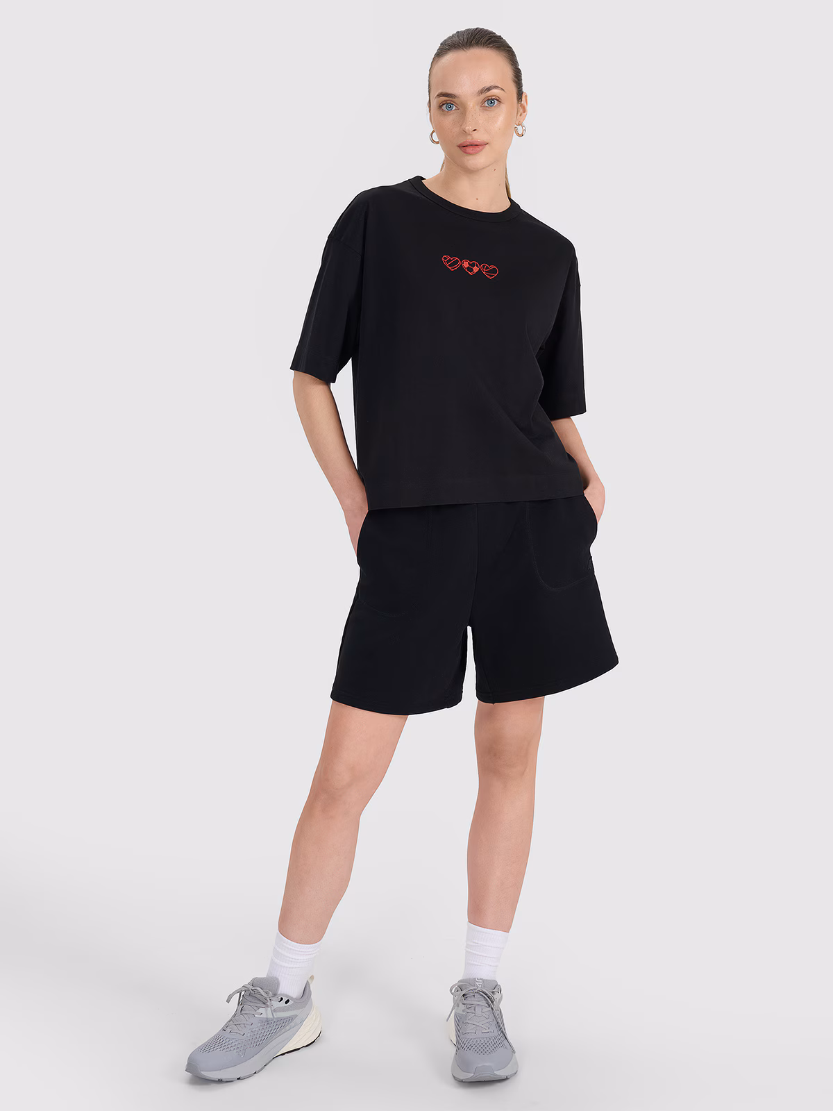 T-shirt oversize z nadrukiem damski - czarny