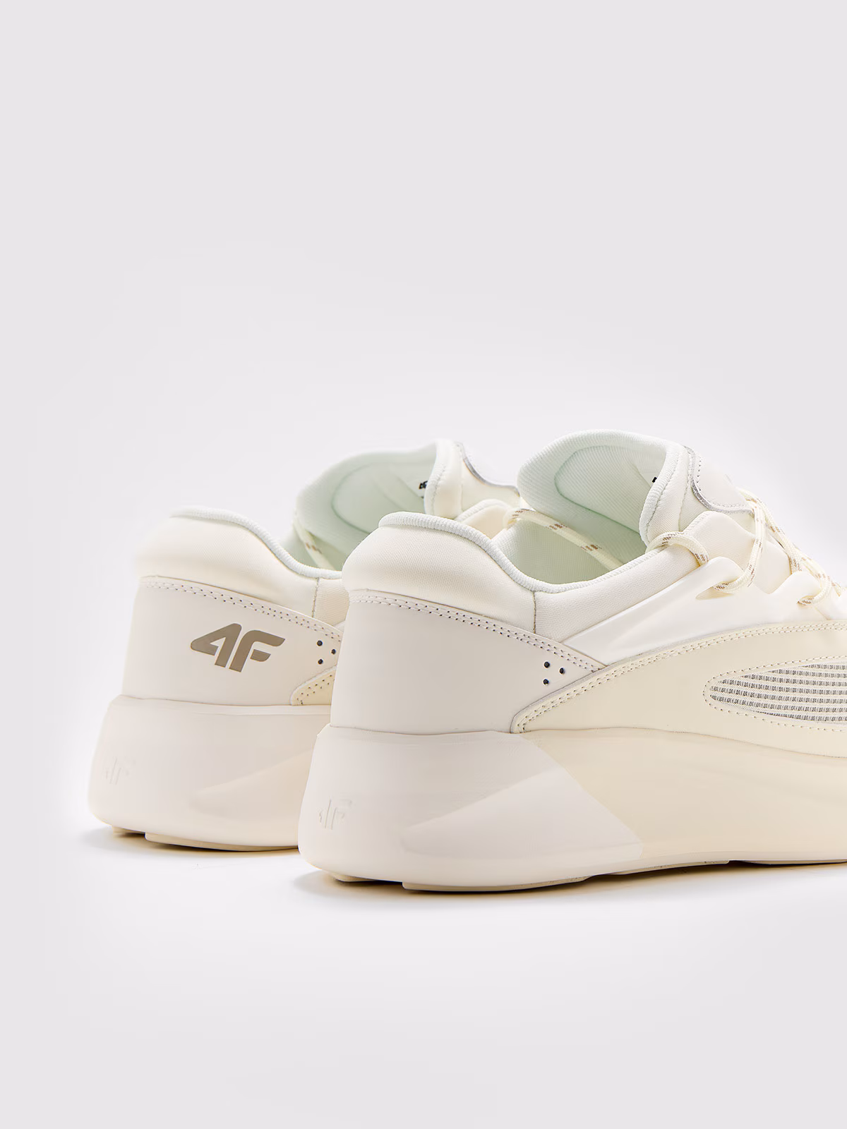 Buty lifestyle sneakersy RL9 LUX skórzane uniseks 4F x Robert Lewandowski - białe