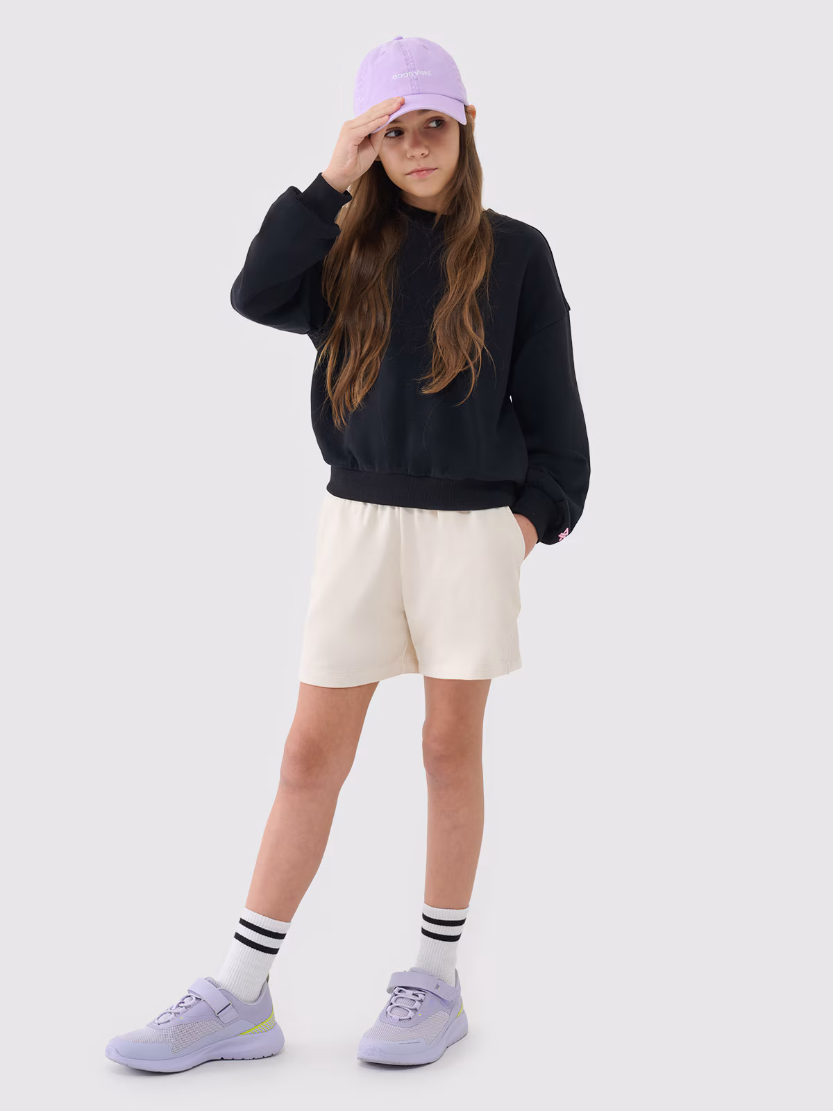 Spodenki dresowe dziewczęce - beżowe