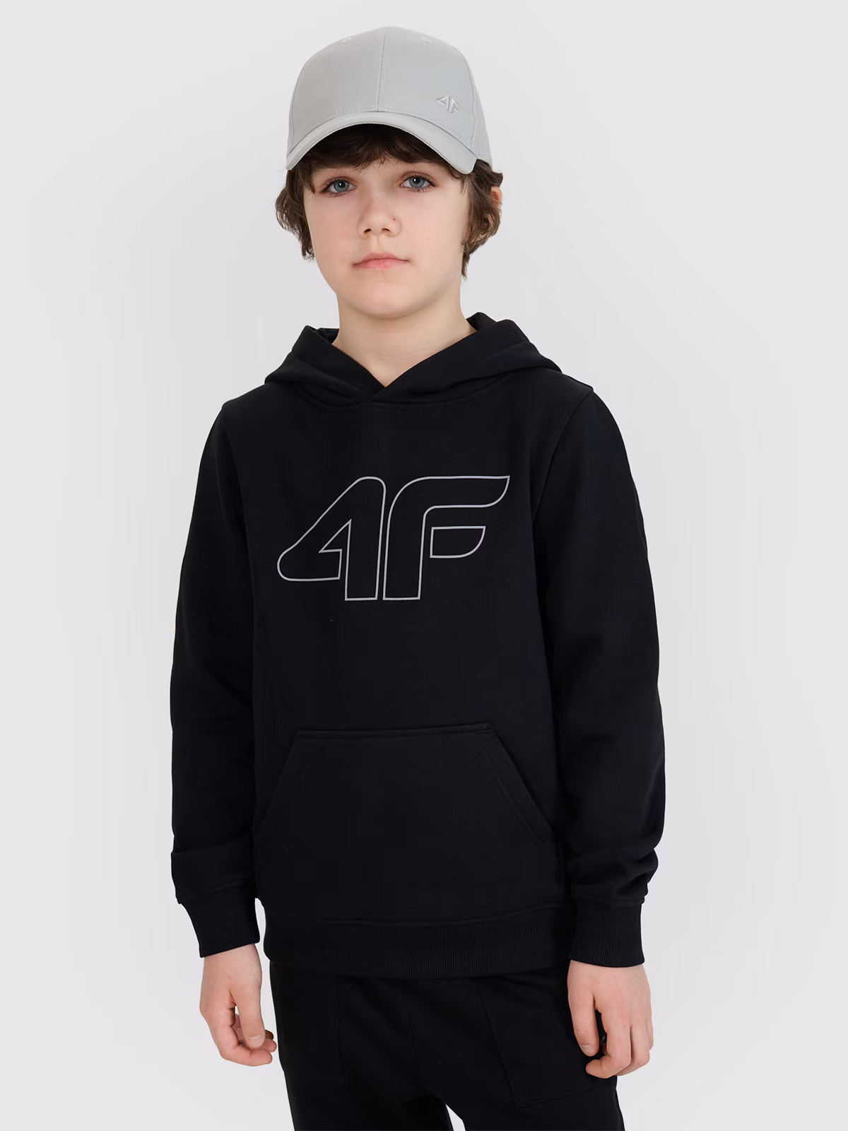 Bluza dresowa nierozpinana z kapturem chłopięca - czarna