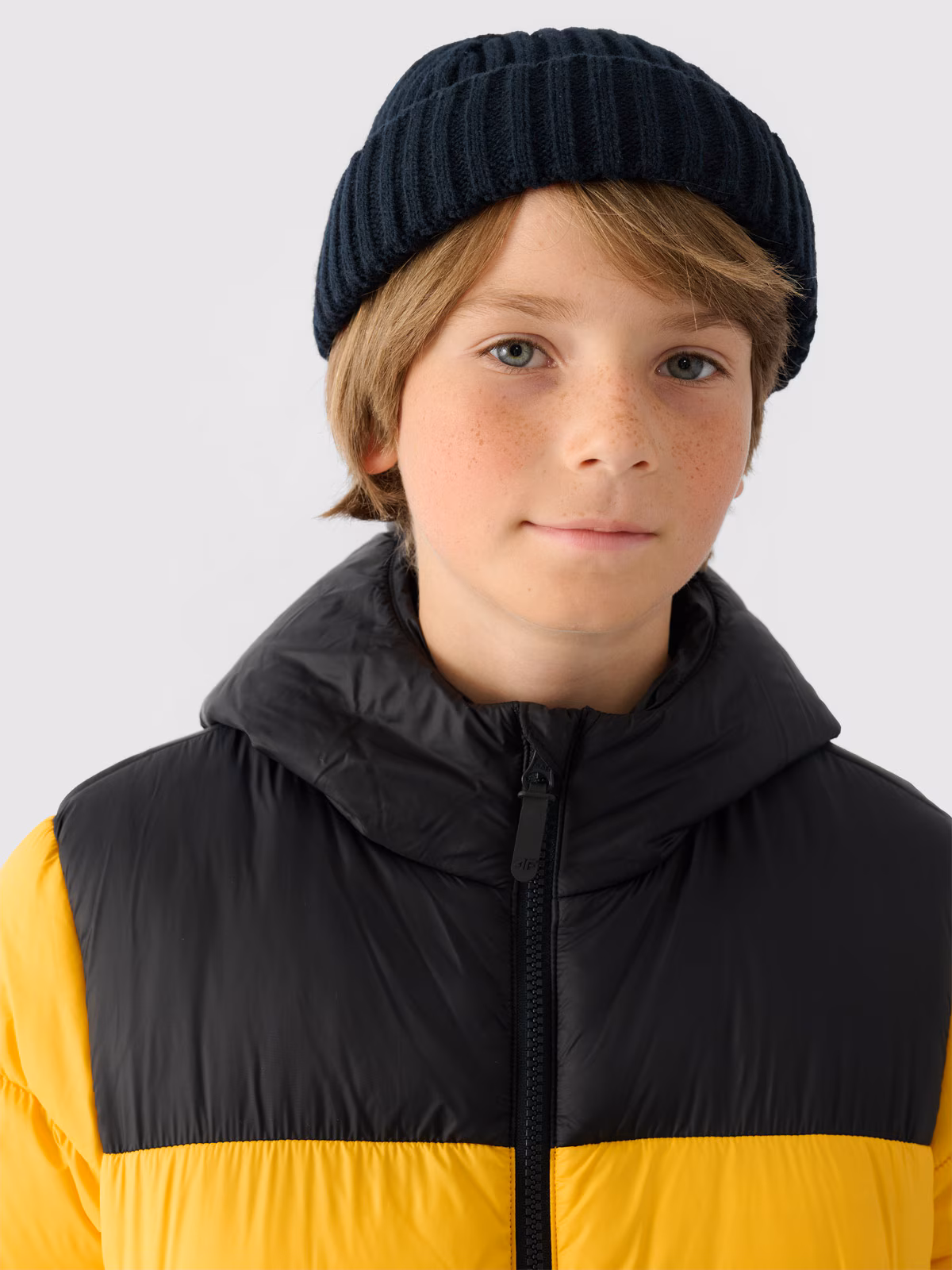 Kurtka puchowa z wypełnieniem syntetycznym chłopięca - żółta