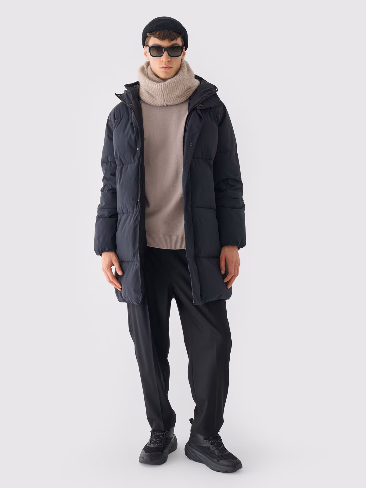 Płaszcz pikowany puchowy z wypełnieniem syntetycznym męski Outhorn - beżowy