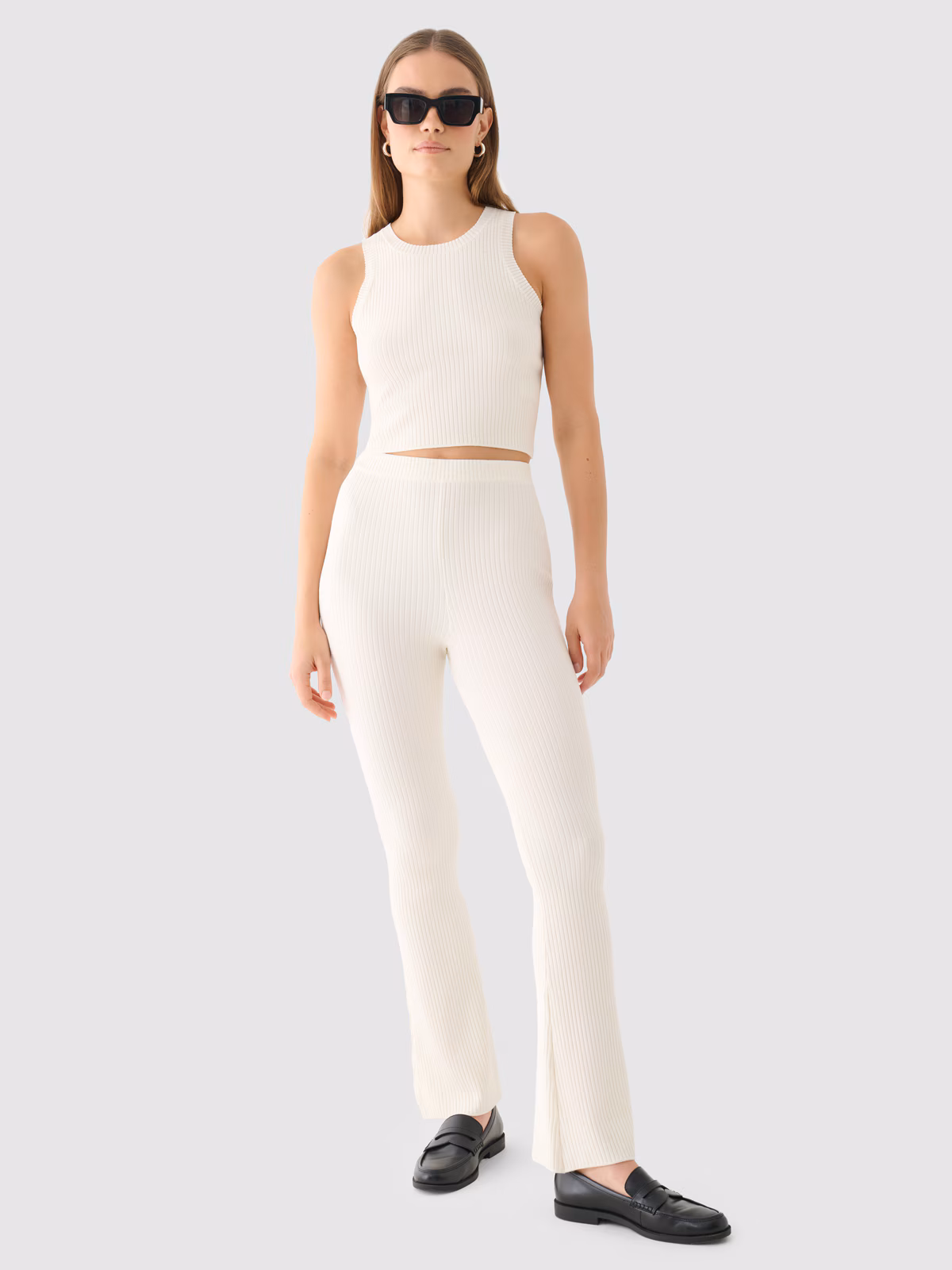 Spodnie dzianinowe damskie Outhorn - białe