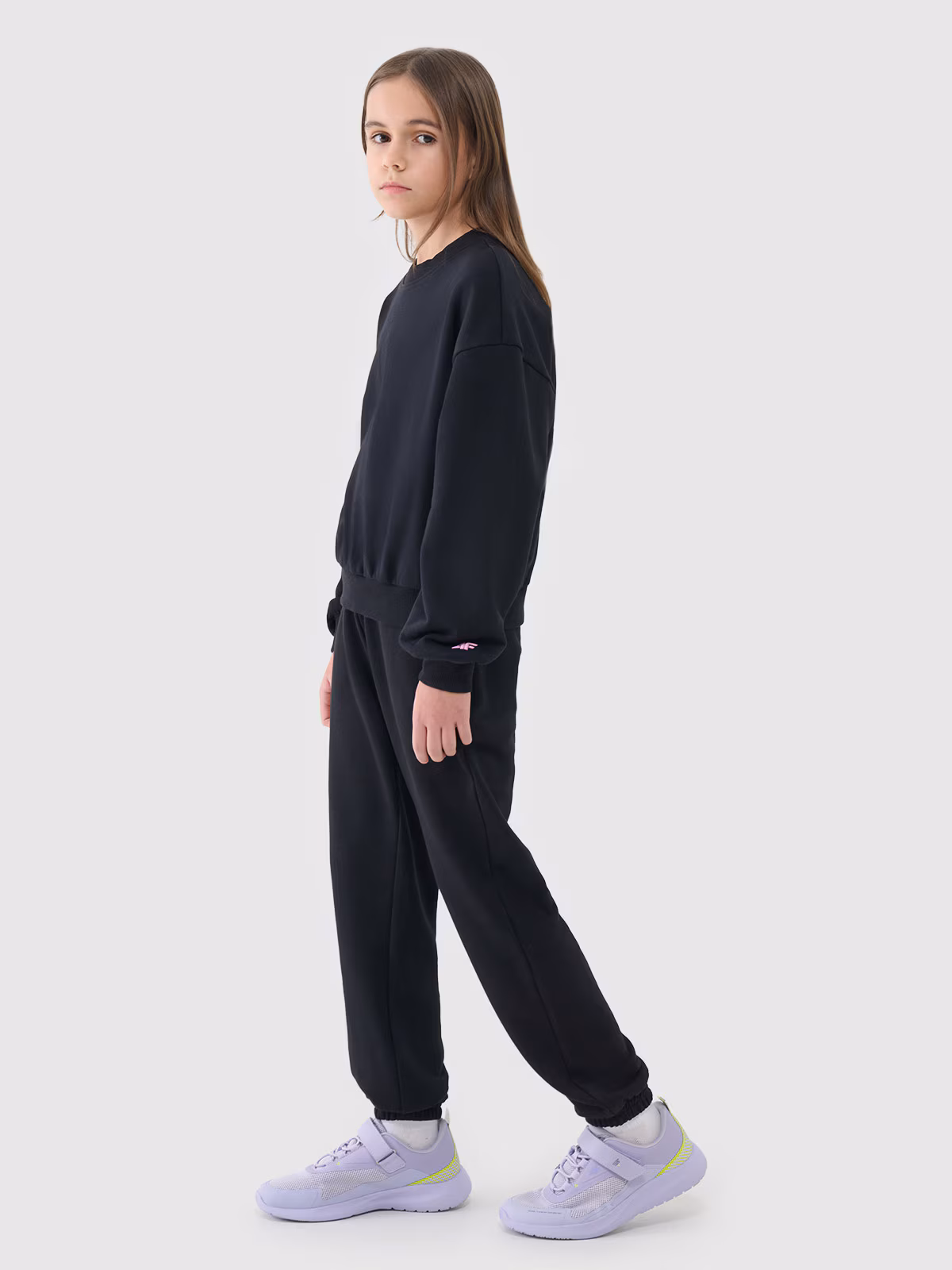 Spodnie dresowe joggery dziewczęce - czarne