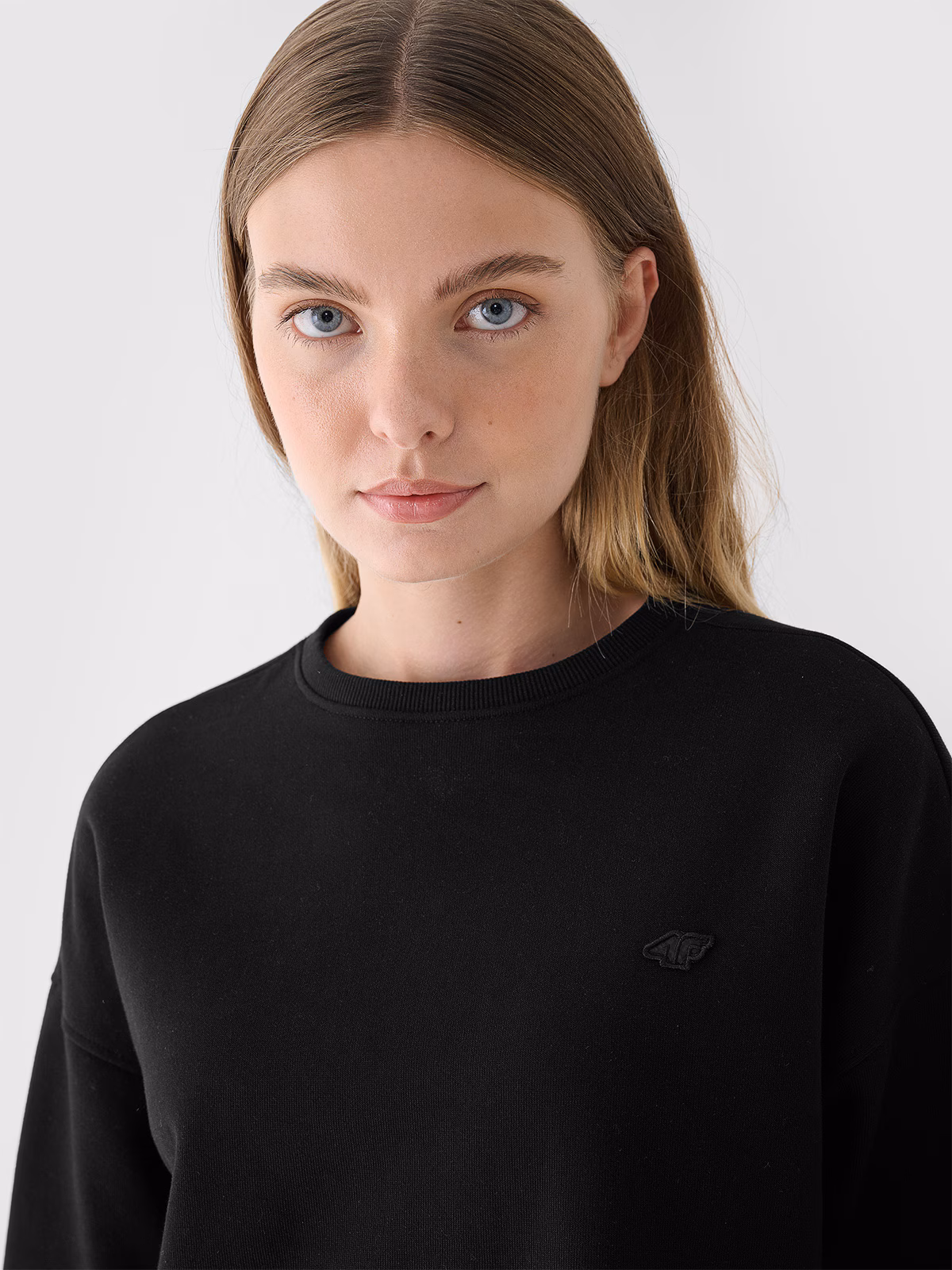 Bluza dresowa nierozpinana bez kaptura damska - różowa