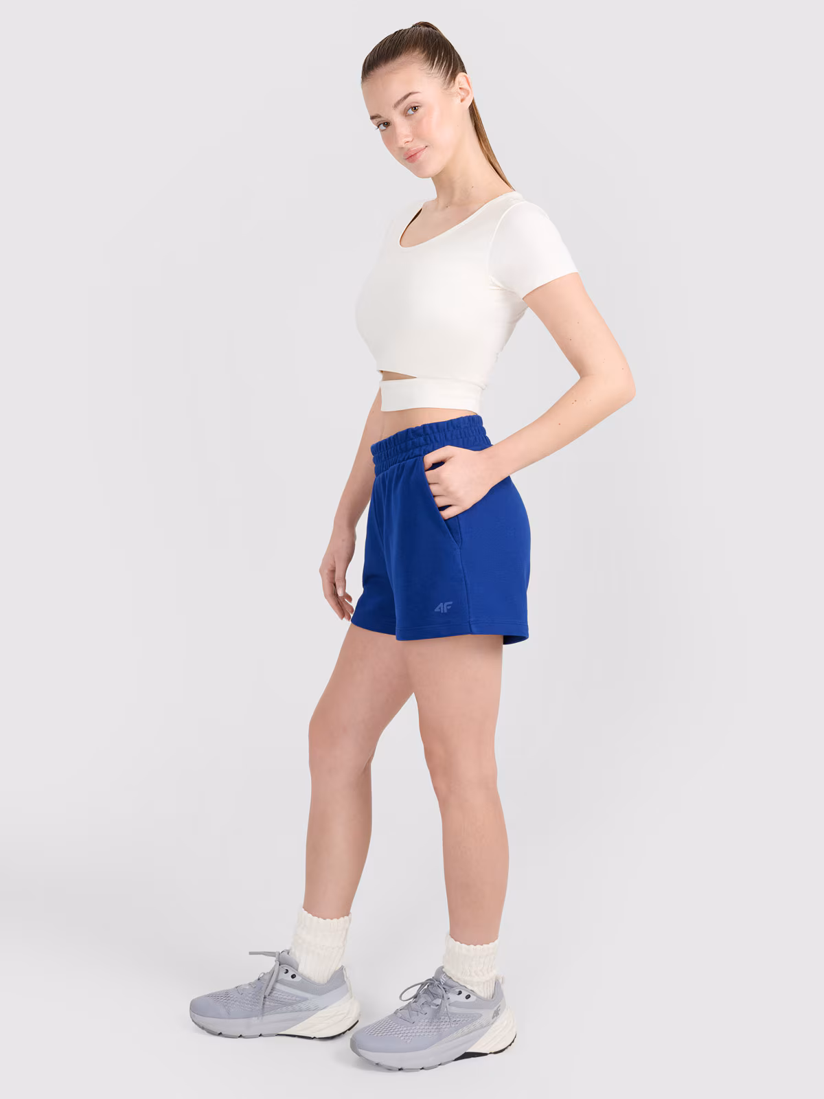 Spodenki dresowe damskie - czarne