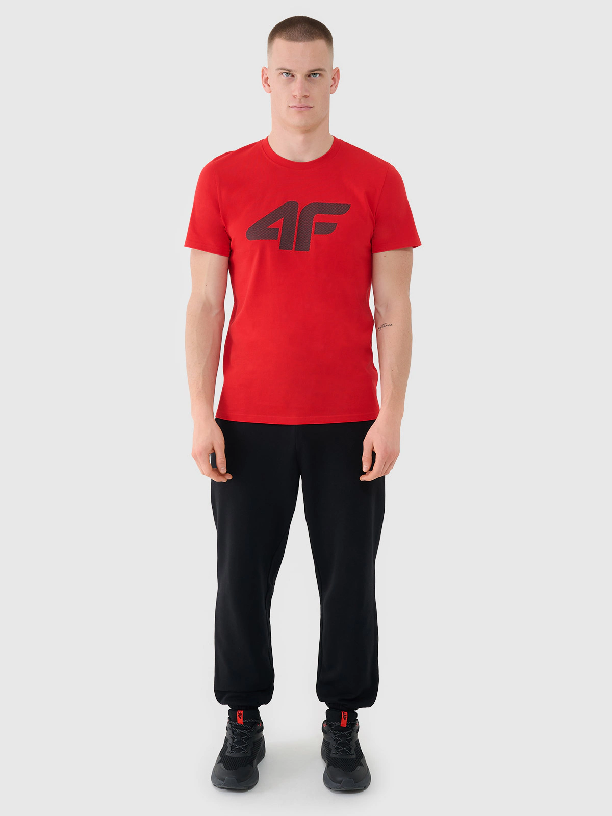 T-shirt regular z nadrukiem męski - czerwony