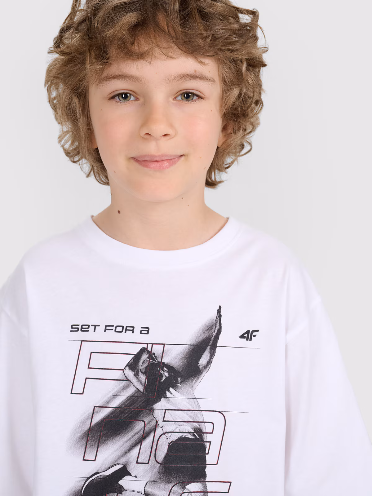 T-shirt regular z nadrukiem dziecięcy - biały