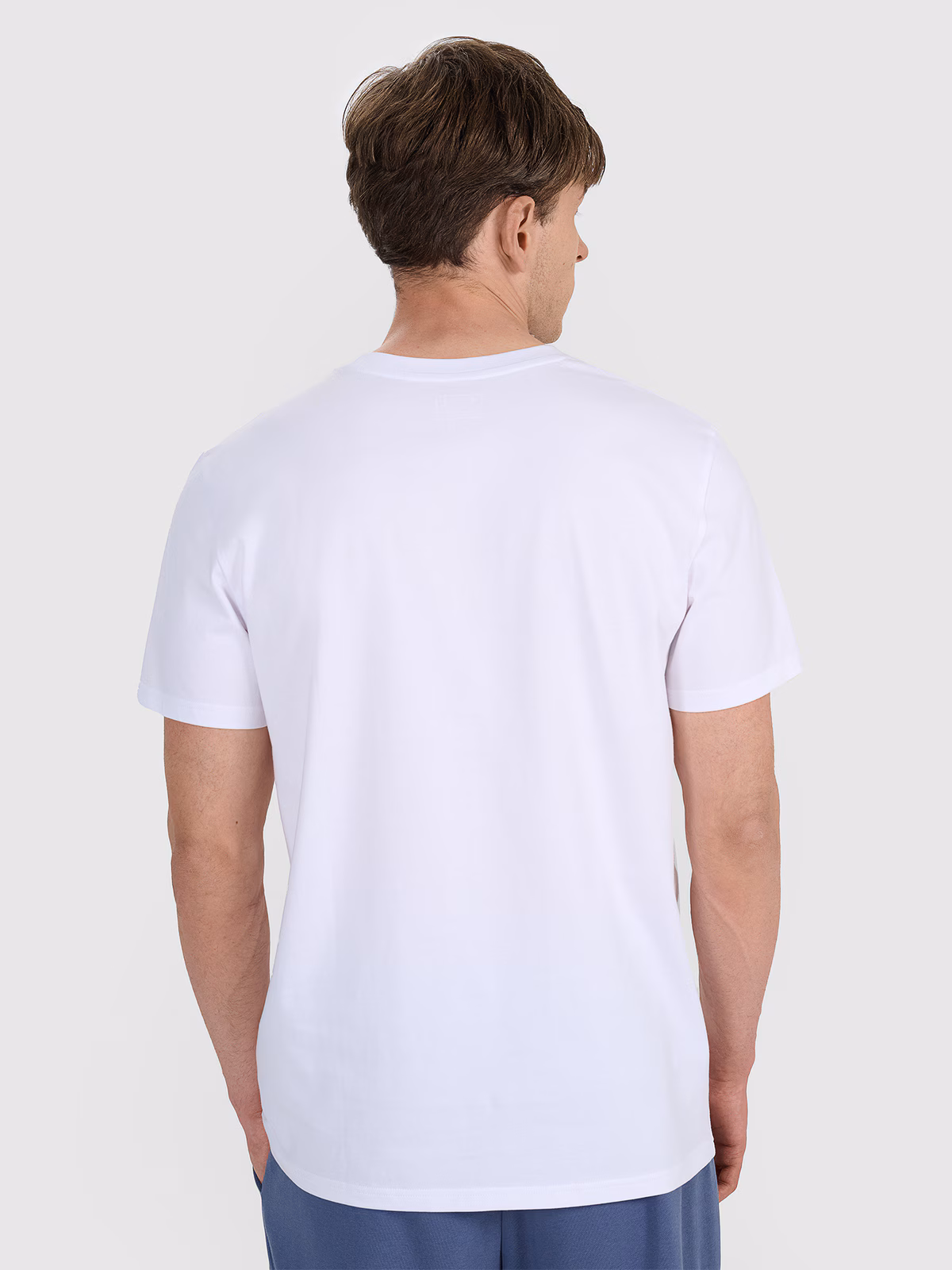 T-shirt regular z nadrukiem męski - granatowy