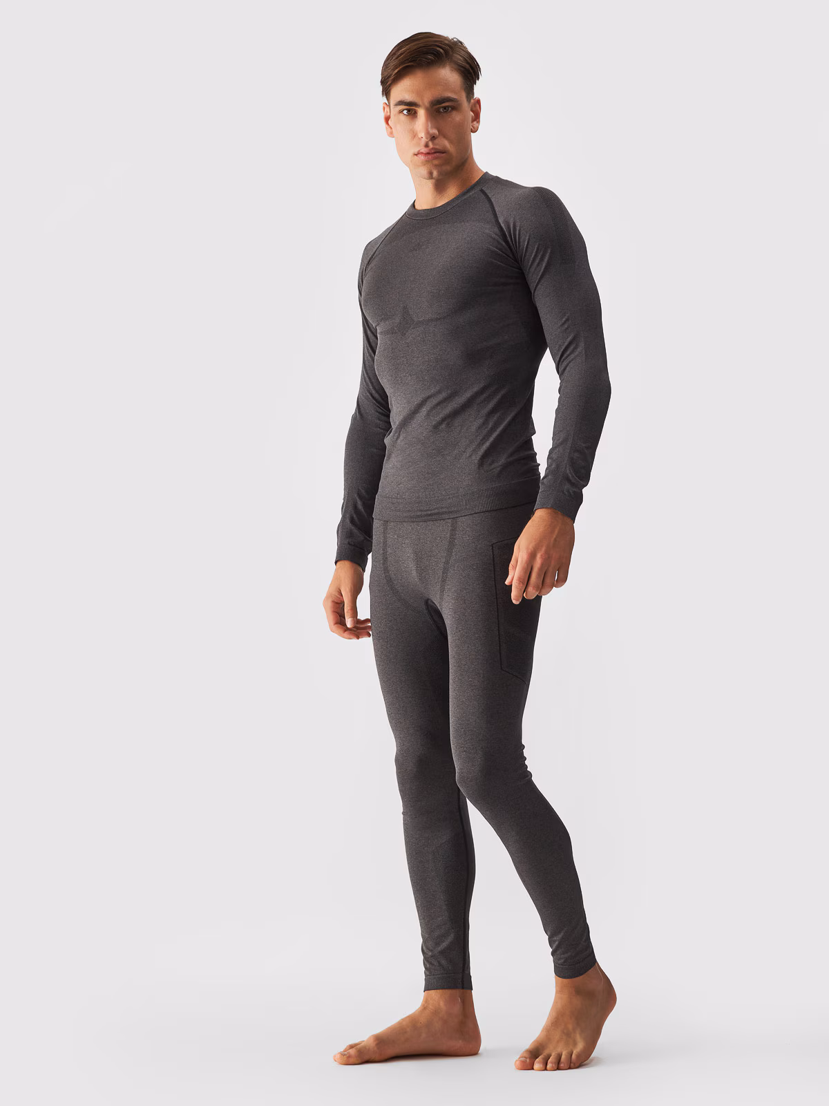 Bielizna termoaktywna bezszwowa (dół) męska - czarna