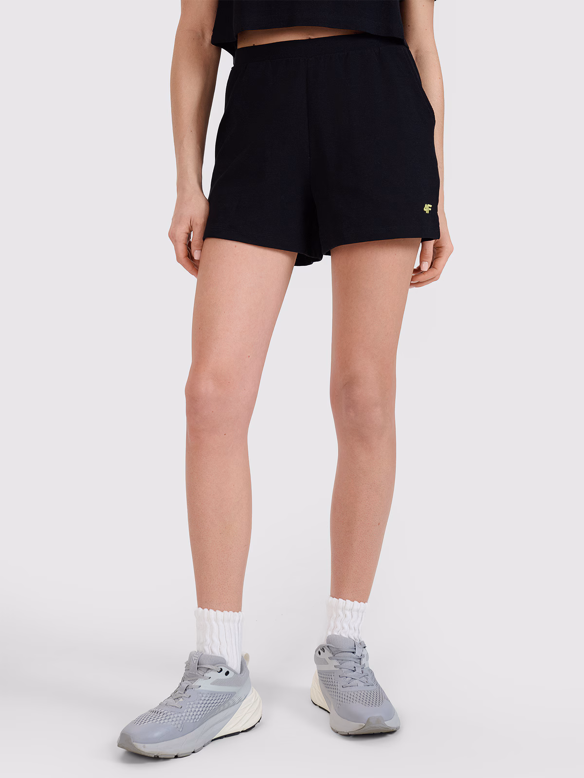 Spodenki dresowe z waflowej dzianiny damskie - białe