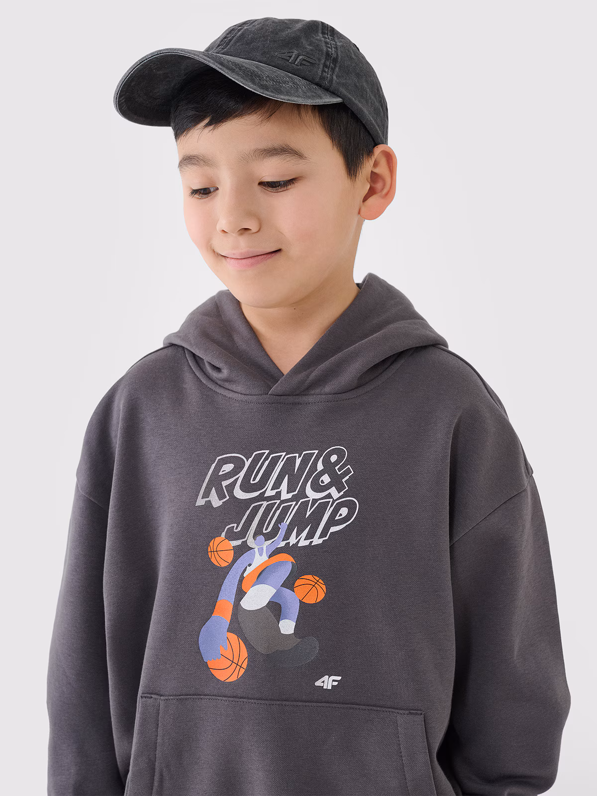 Bluza dresowa nierozpinana z kapturem chłopięca - żółta