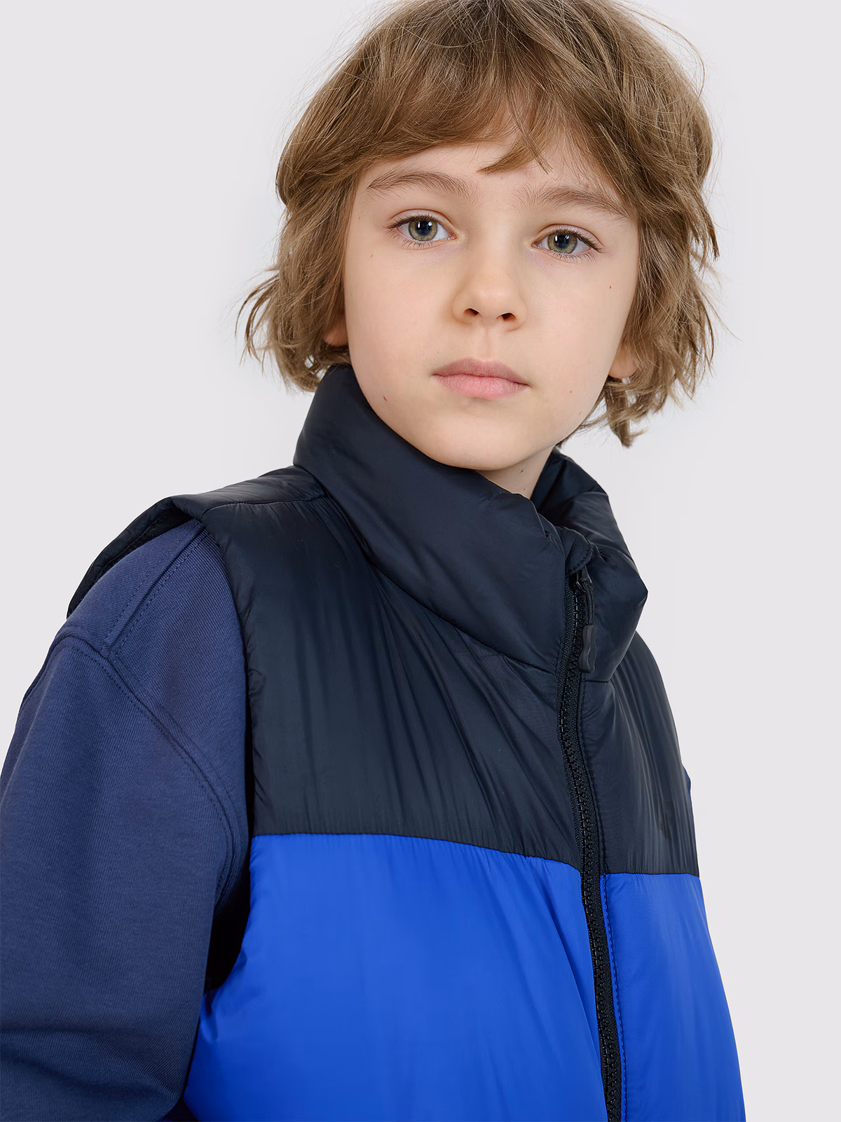 Bezrękawnik puchowy z wypełnieniem syntetycznym chłopięcy - zielony