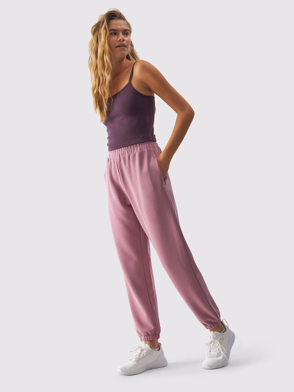 Spodnie dresowe z modalem damskie - fioletowe