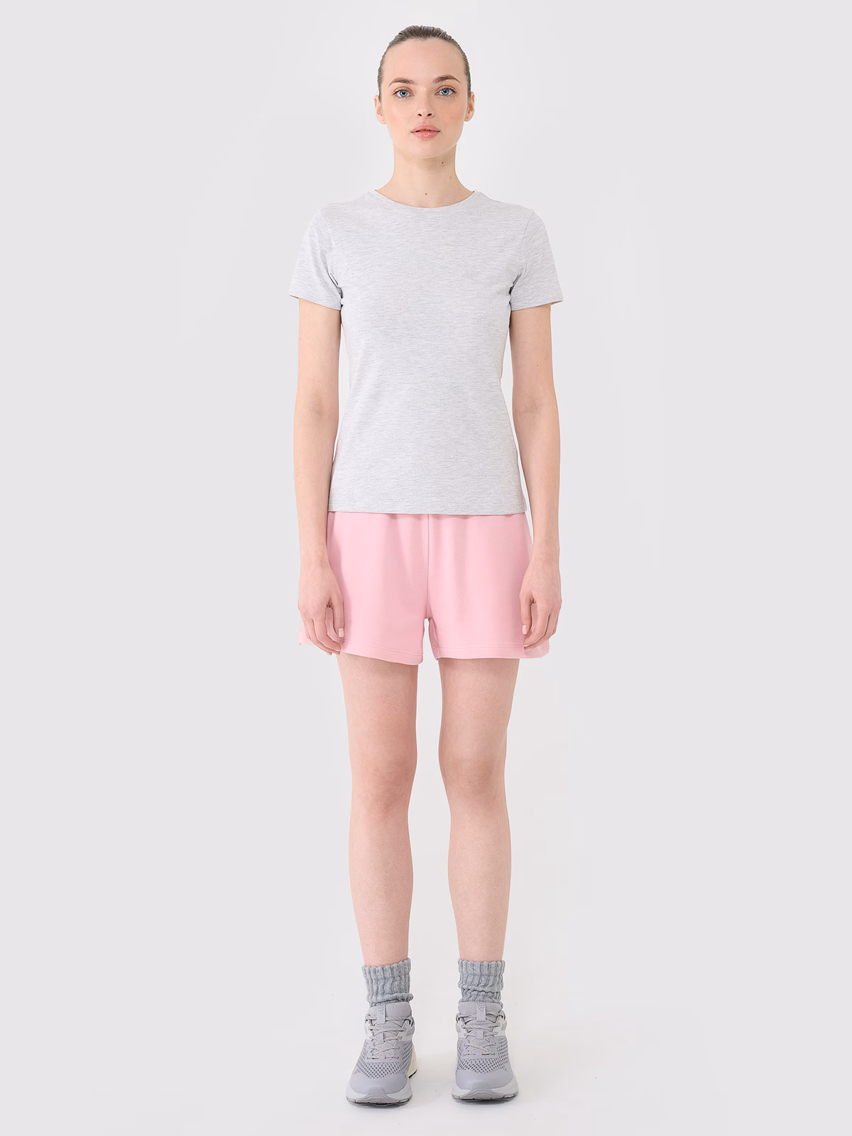 Spodenki dresowe damskie - czarne