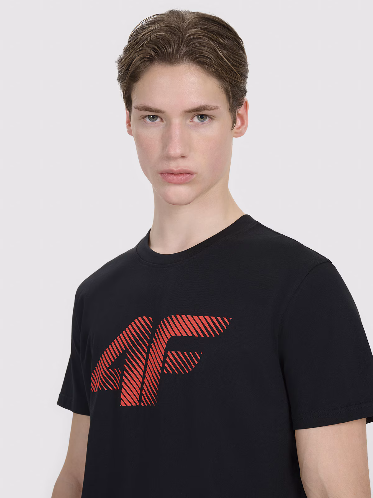 T-shirt regular z nadrukiem męski - granatowy