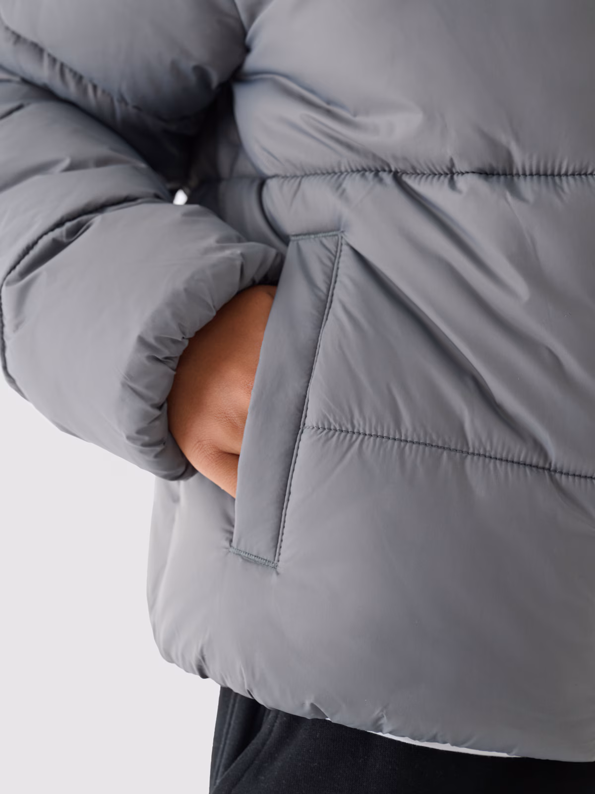 Kurtka puchowa z wypełnieniem syntetycznym chłopięca - czerwona