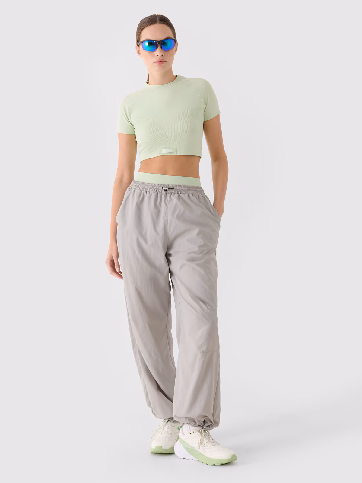 Legginsy krótkie treningowe damskie - turkusowe