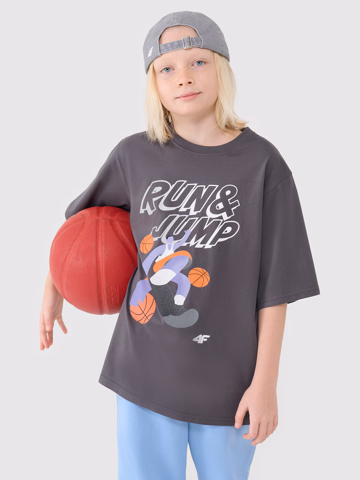 T-shirt oversize z nadrukiem chłopięcy - szary