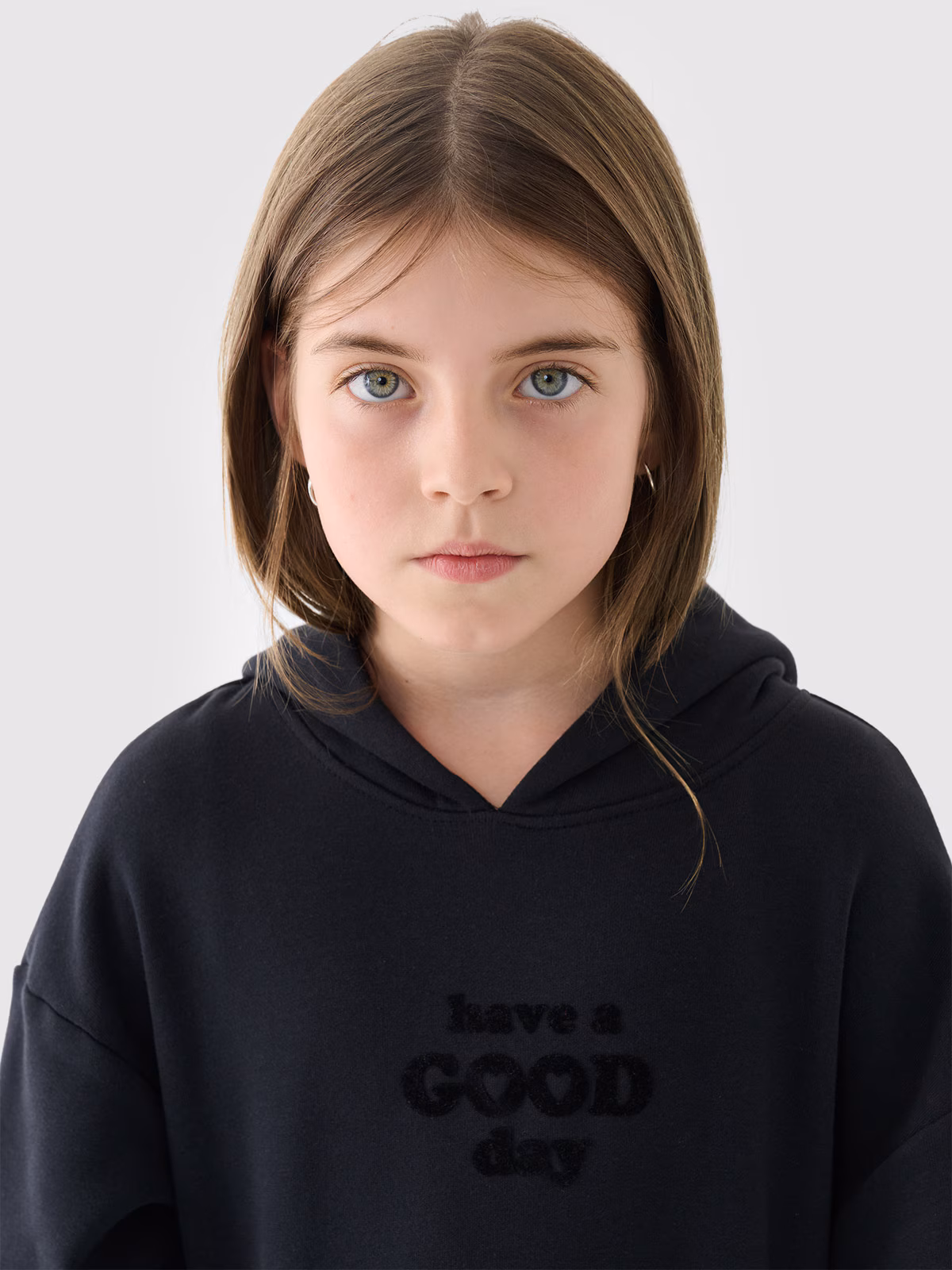 Bluza dresowa nierozpinana z kapturem dziewczęca - czarna