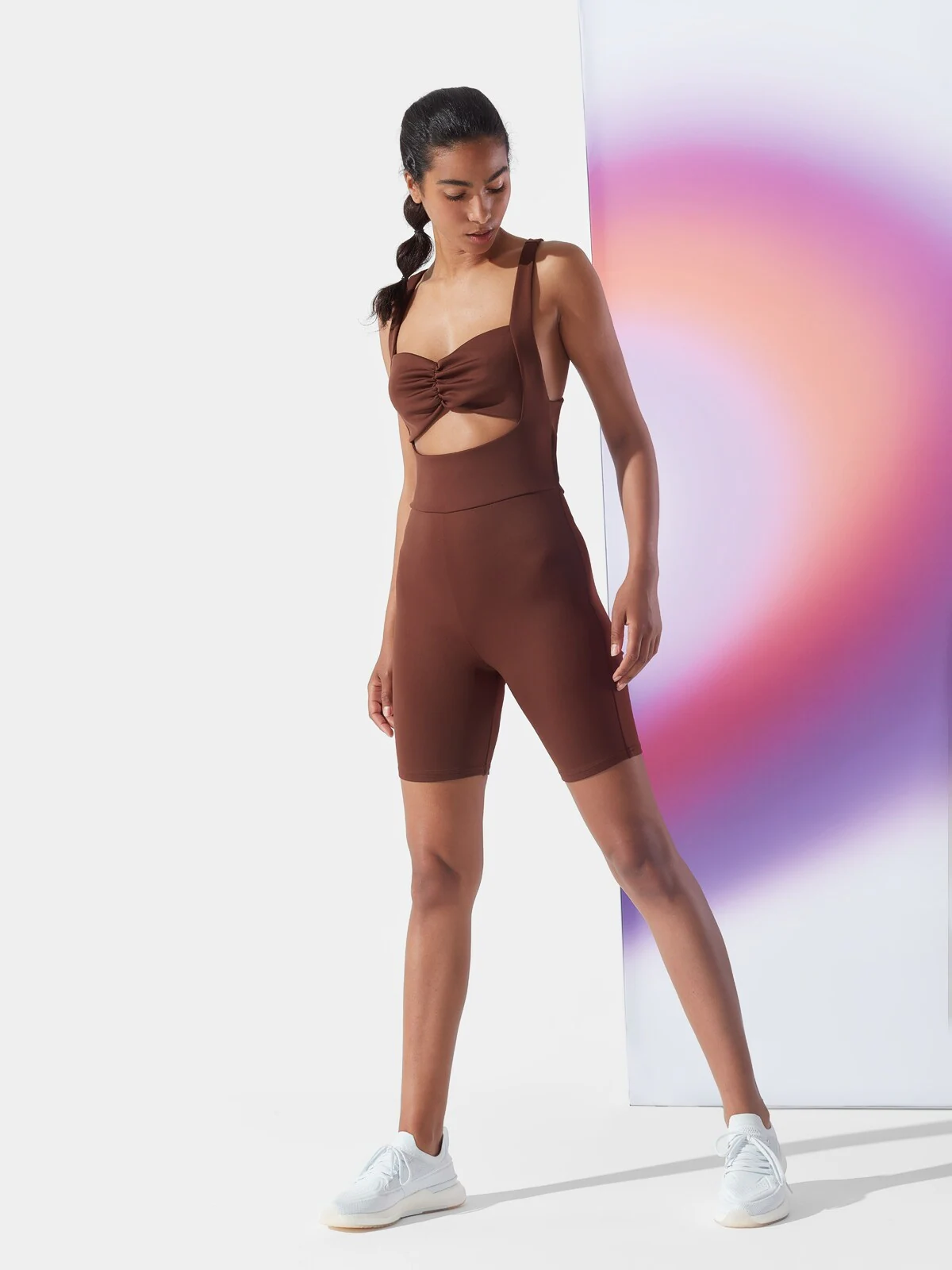 Dopasowany kombinezon z wycięciami z materiałów z recyklingu damski 4F x Anna Lewandowska