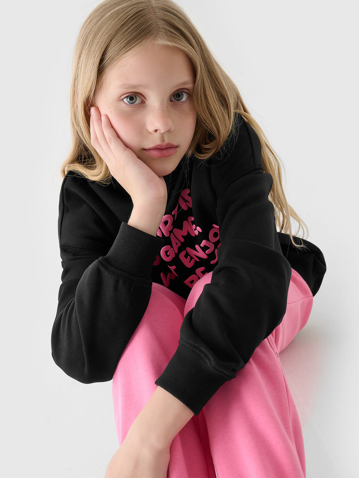 Bluza dresowa nierozpinana bez kaptura dziewczęca - turkusowa