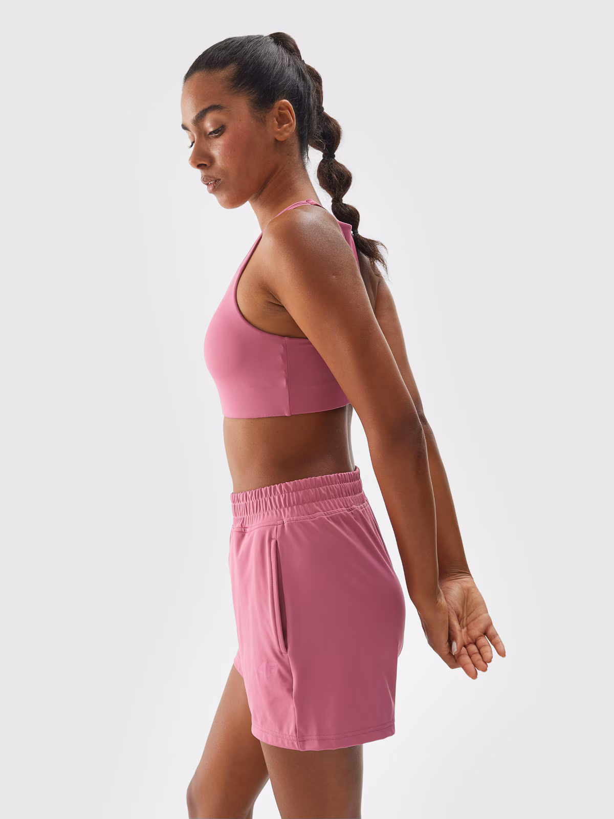 Spodenki treningowe szybkoschnące damskie - fioletowe